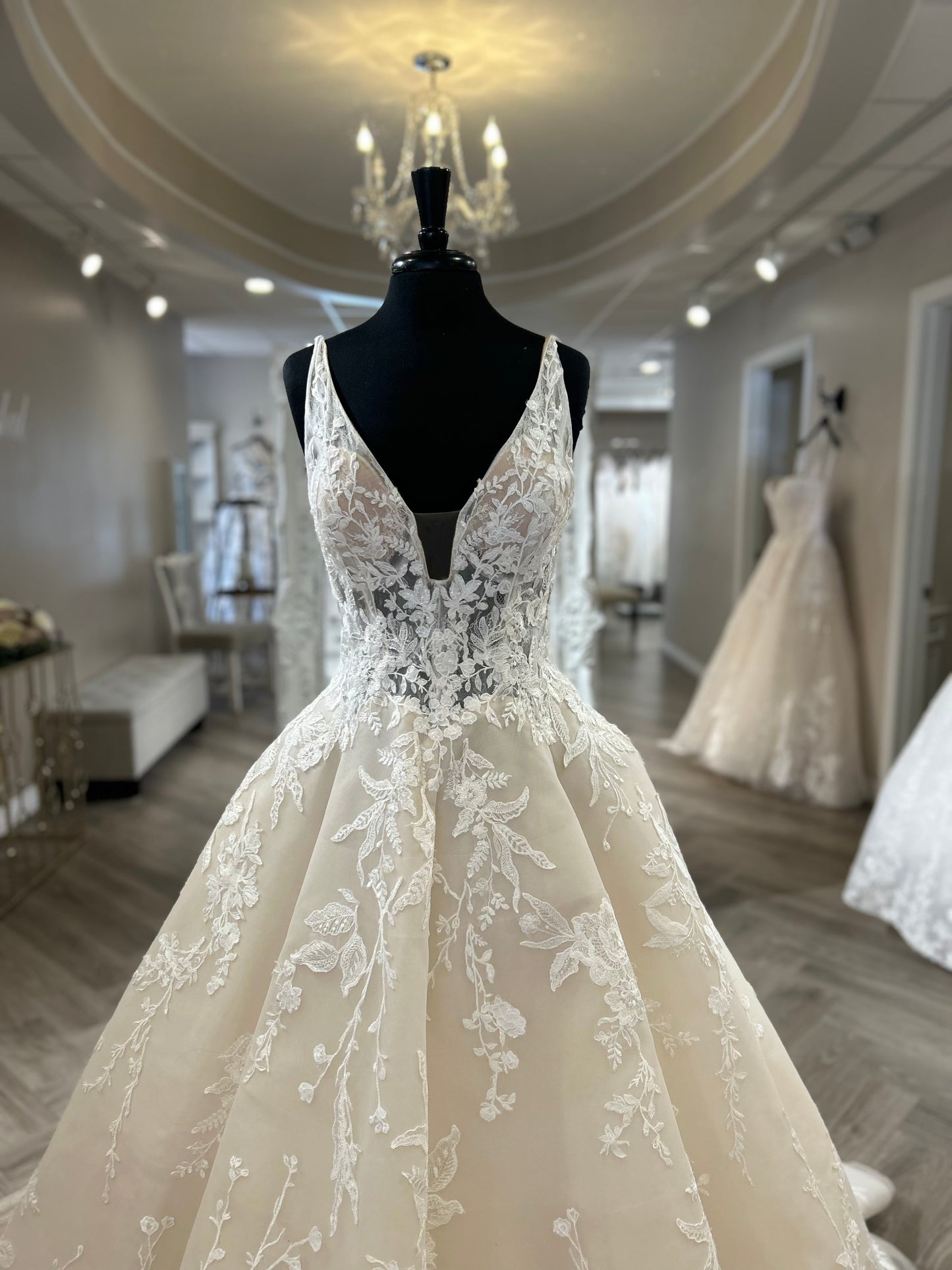 Juliette Enzoani Elysee Wedding Gown