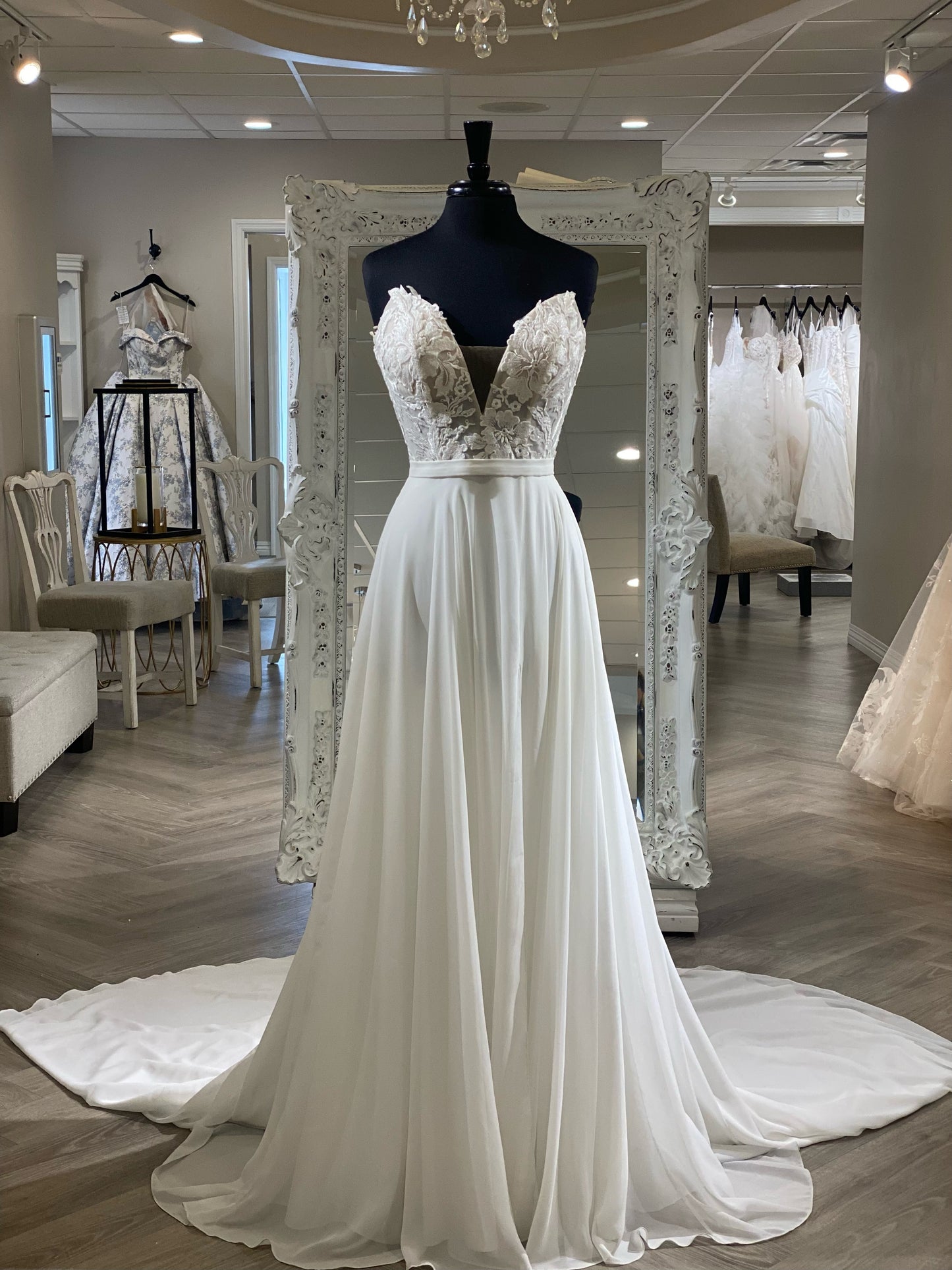 LA20213 Maisie Calla L'amour Wedding Gown
