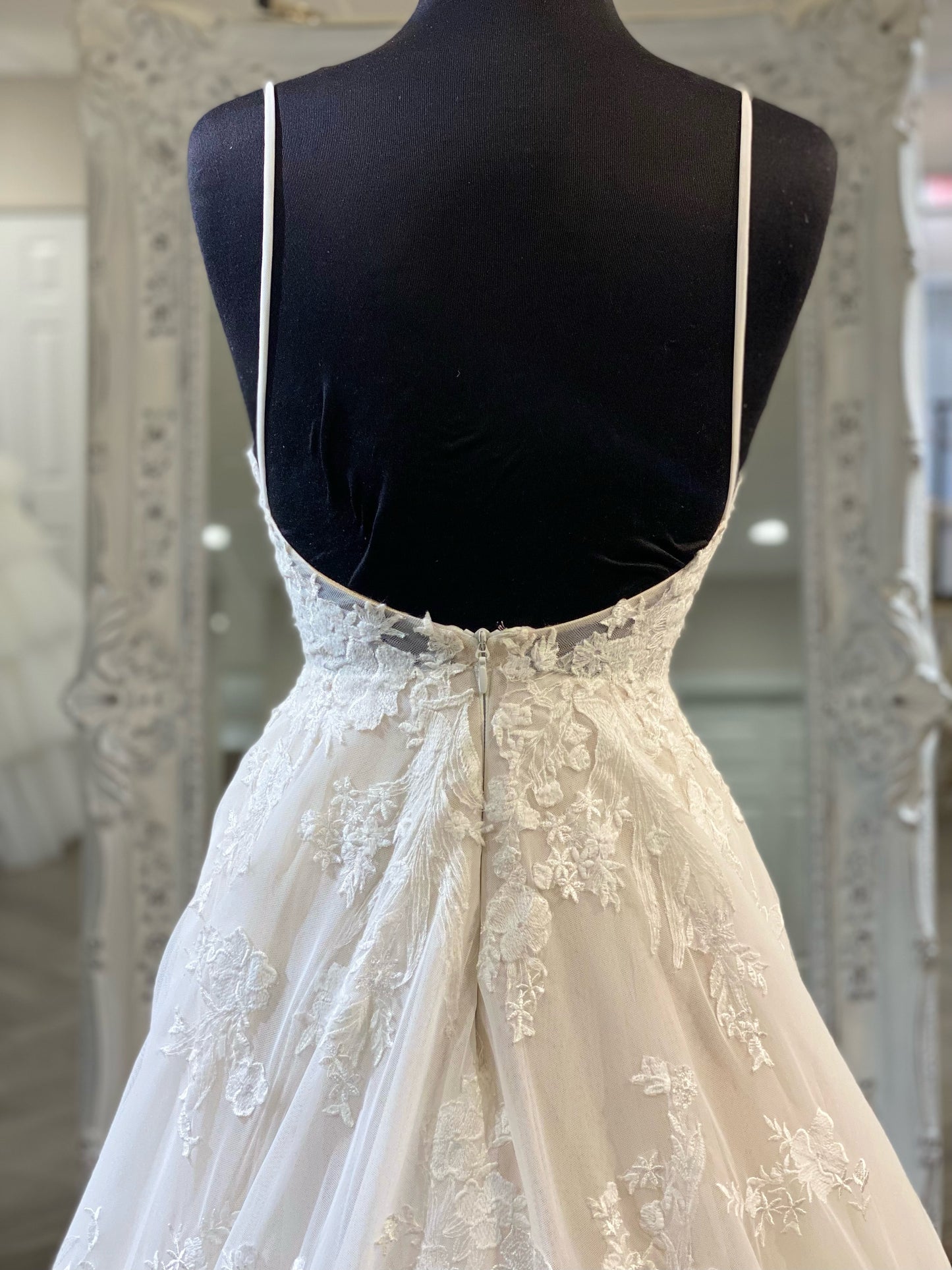 Calla L'amour LA21234 Rylan Wedding Gown