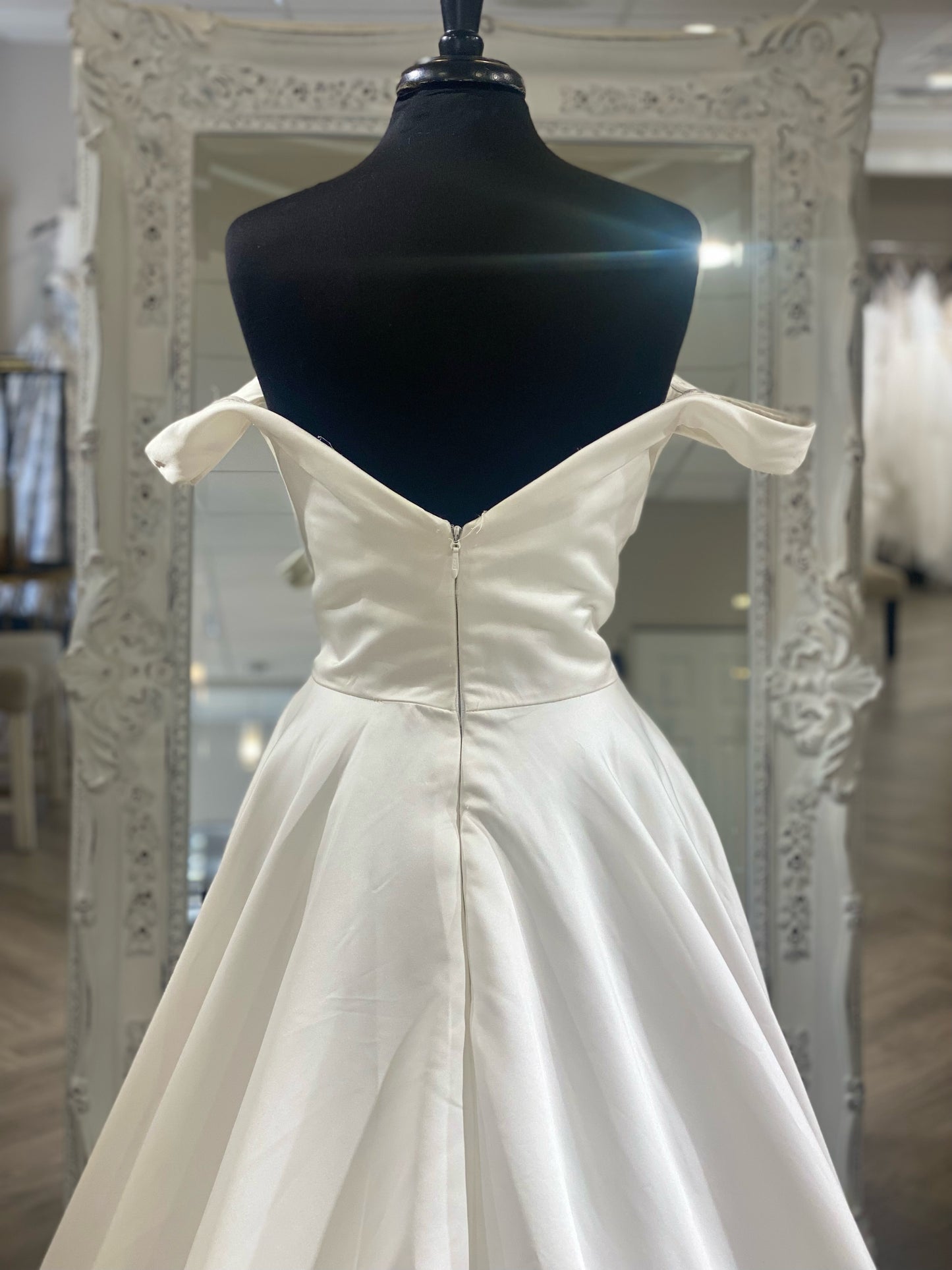 Calla L'amour LA9261 Pearl Wedding Gown