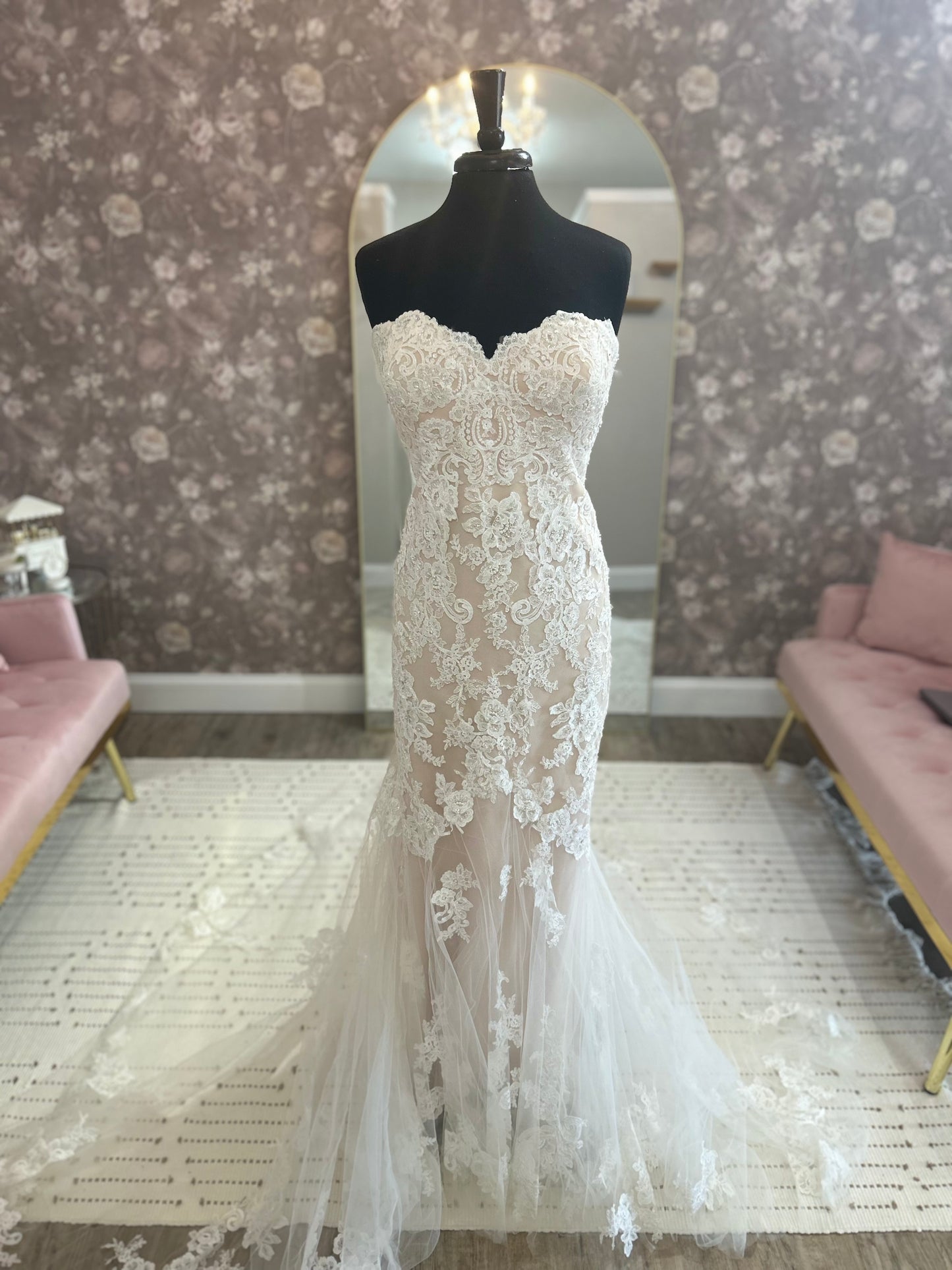 Enzoani Katerina Wedding Gown