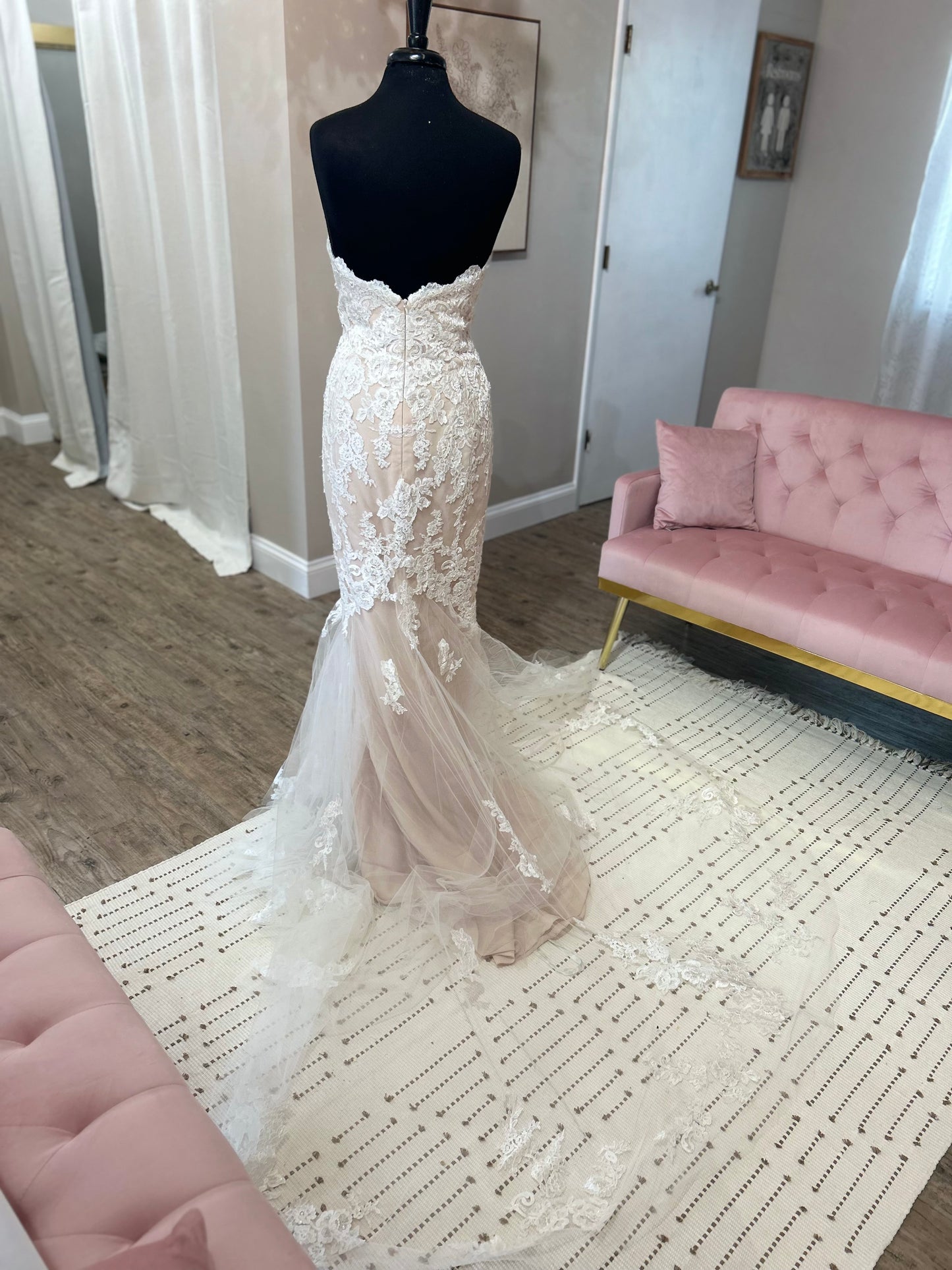Enzoani Katerina Wedding Gown