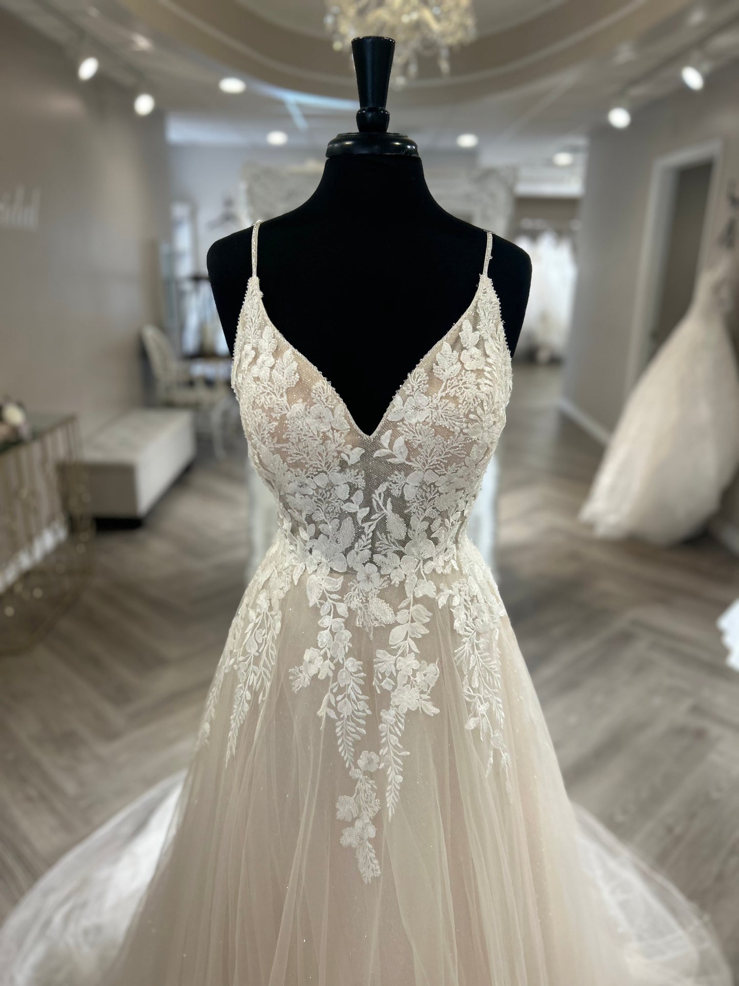 Allure 3410 Wedding Gown