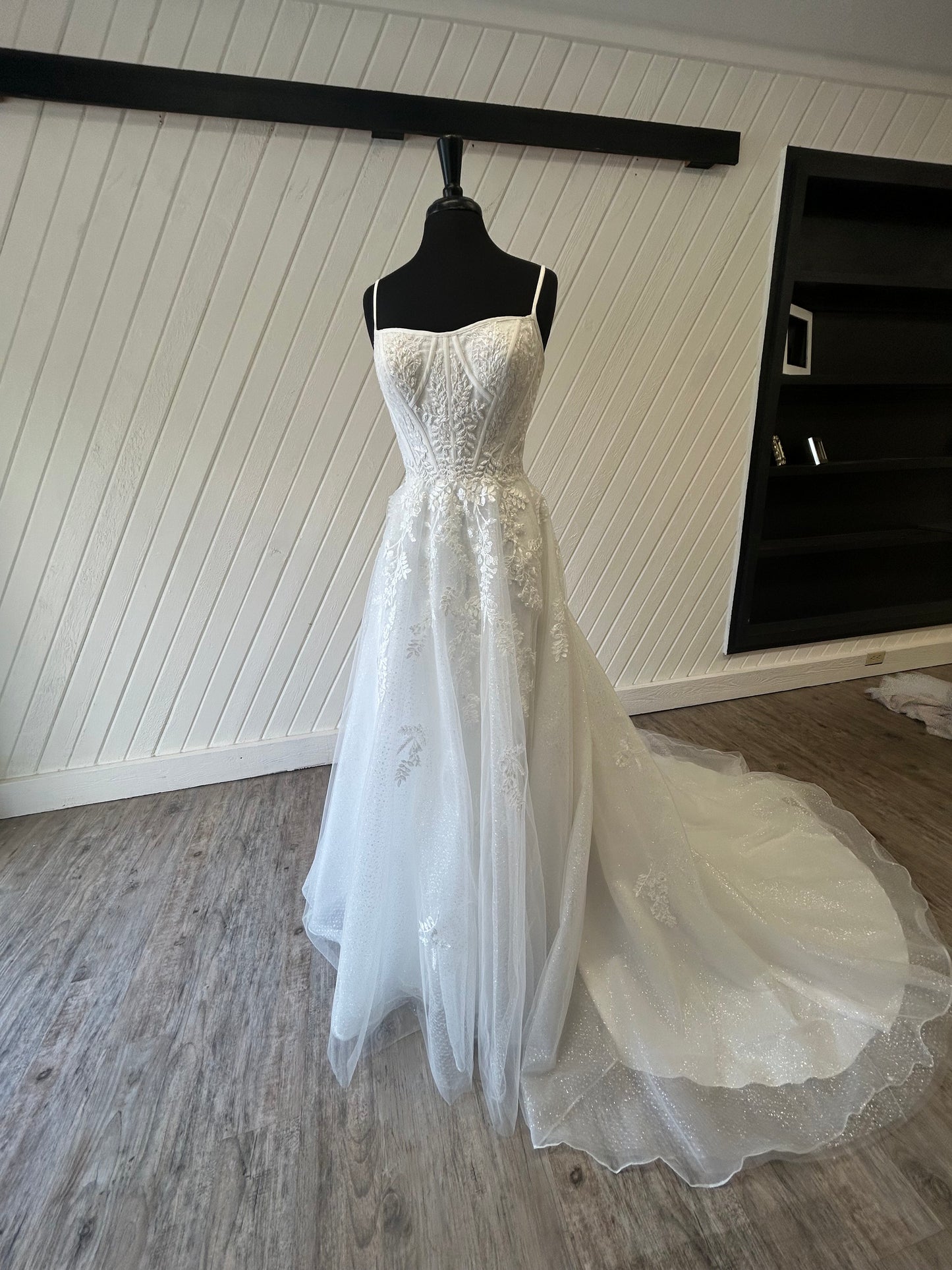 Maggie Sottero Starling 23MB624A01 Wedding Gown