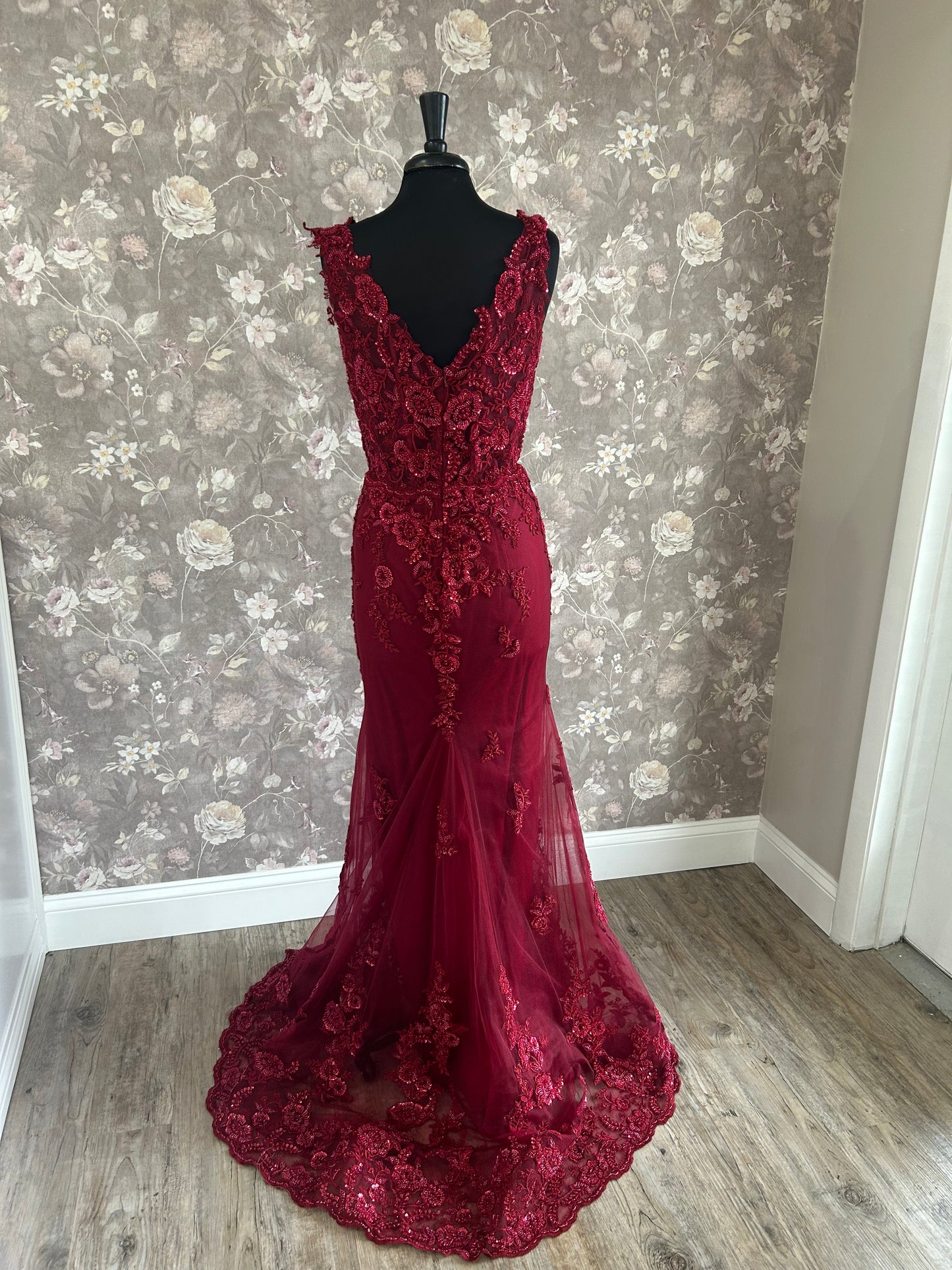 Montage Style M534 in Bordeaux