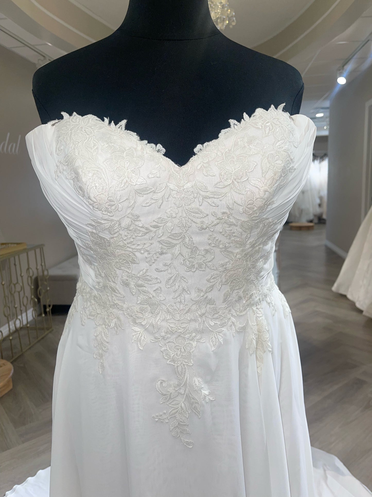Maggie Sottero Dagney 24RC180A01 Wedding Gown