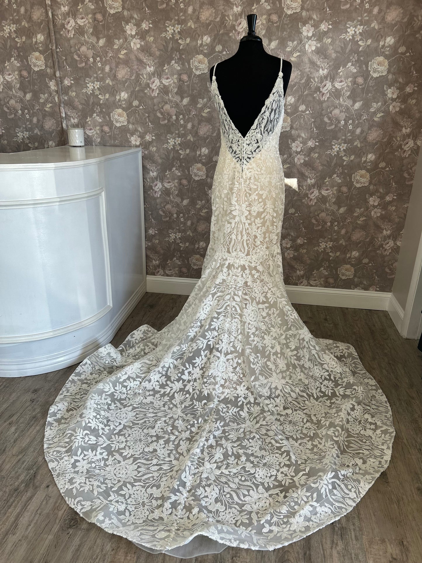 Allure Bridals 9729 Wedding Gown