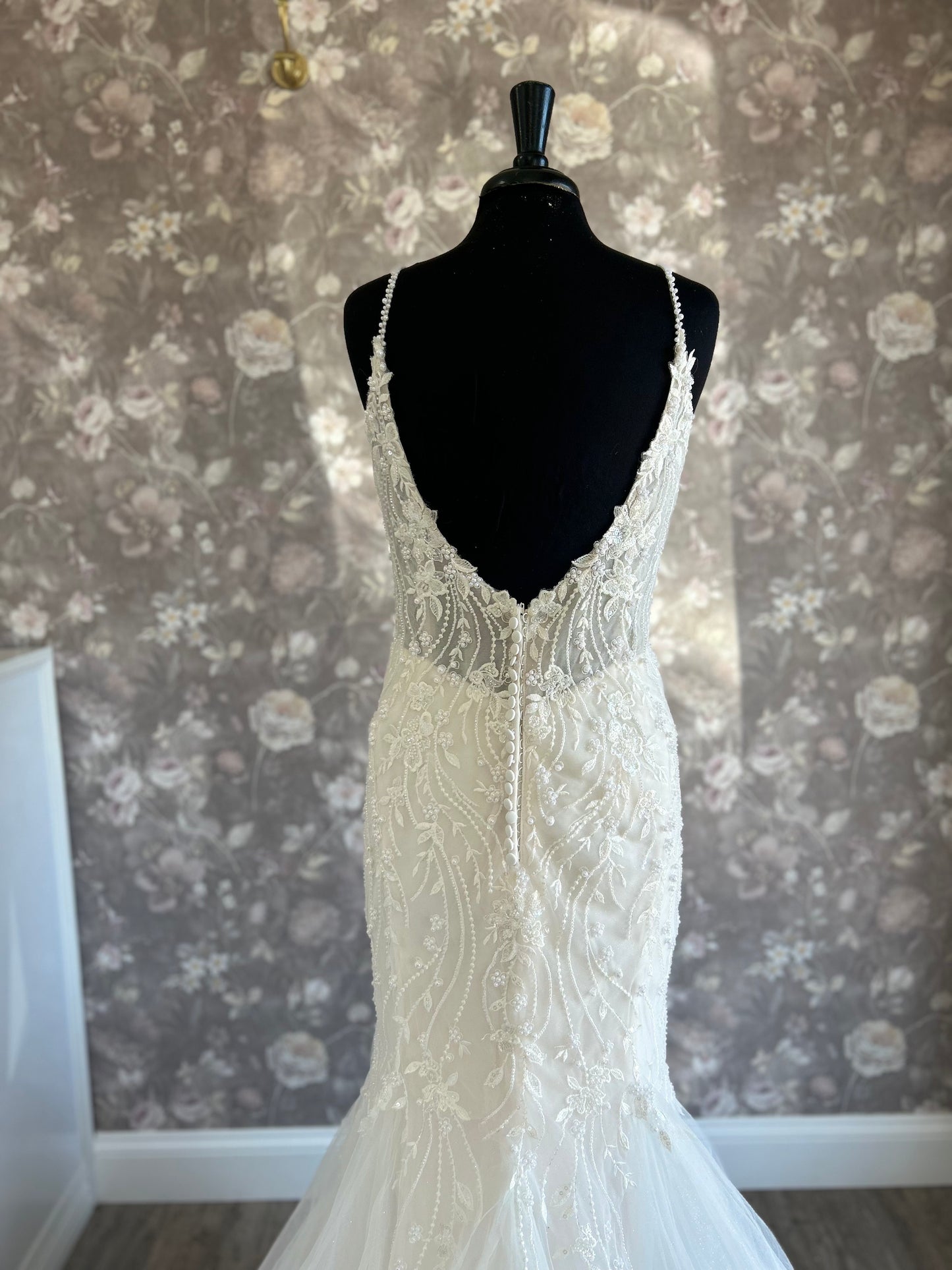Maggie Sottero Ernestine 23MS681A01 Wedding Gown