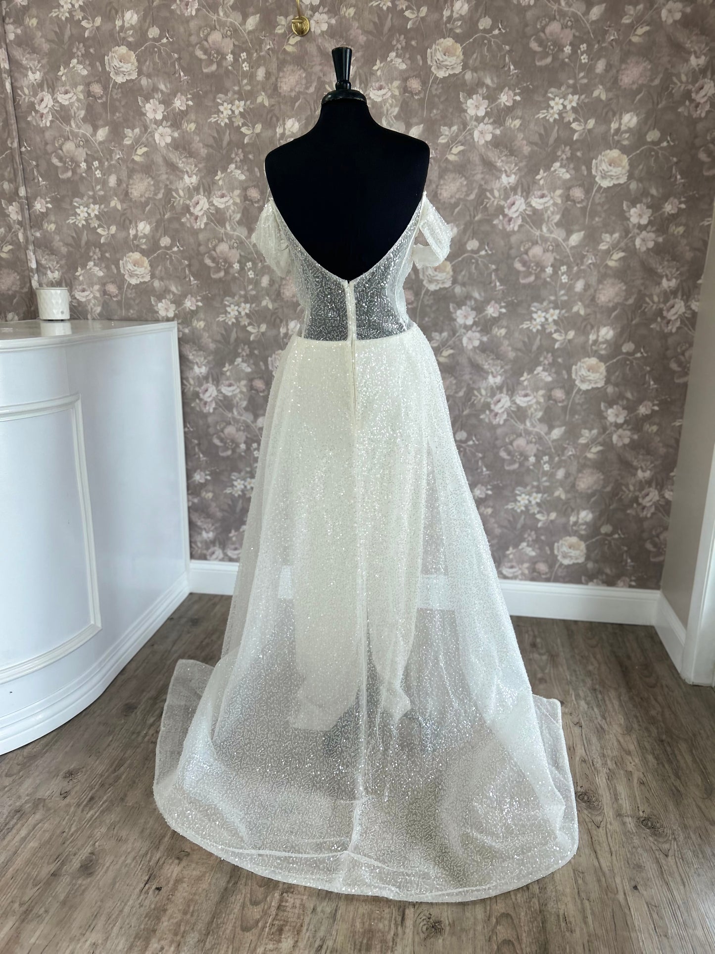 Alyce Paris 7101 Wedding Gown