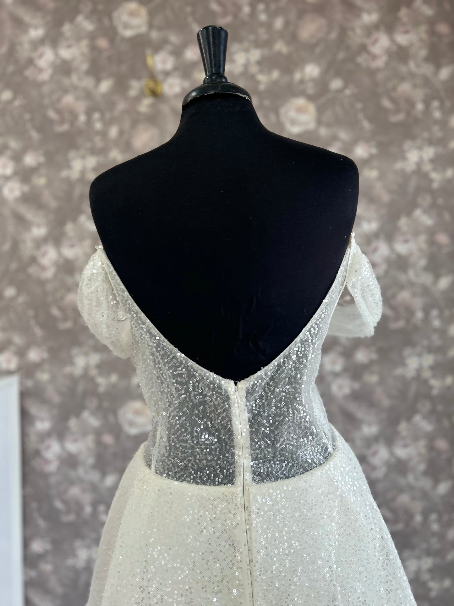 Alyce Paris 7101 Wedding Gown