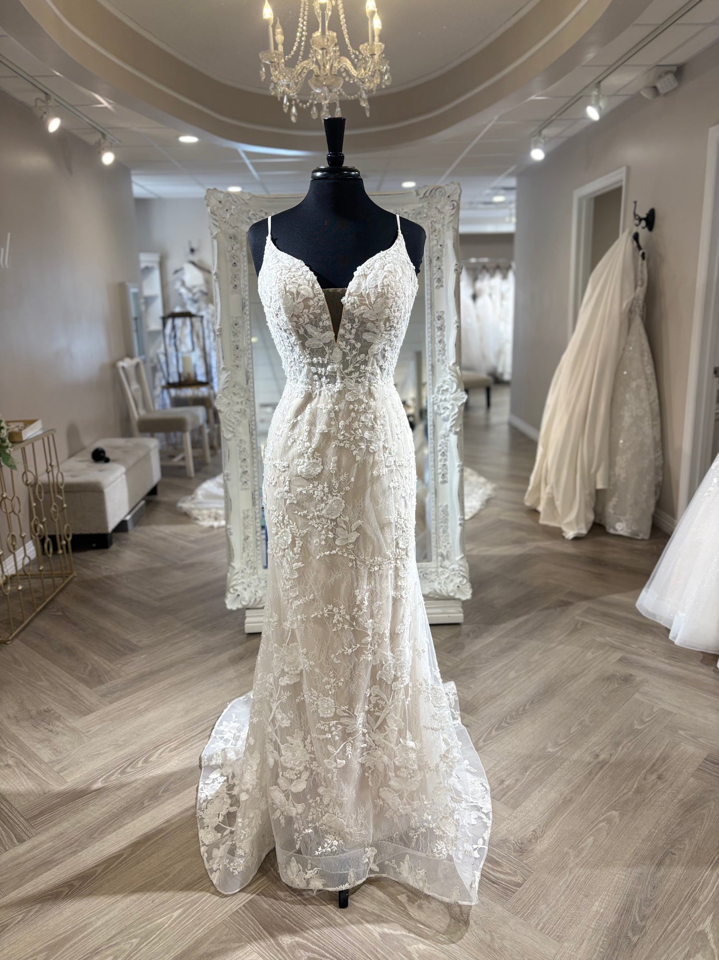 Calla L'amour LA21106 Analisa Wedding Gown