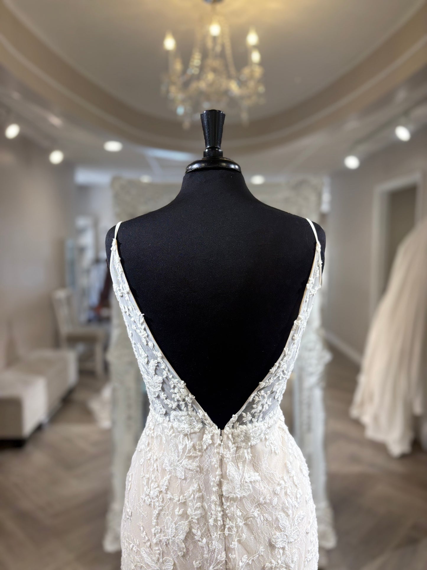 Calla L'amour LA21106 Analisa Wedding Gown
