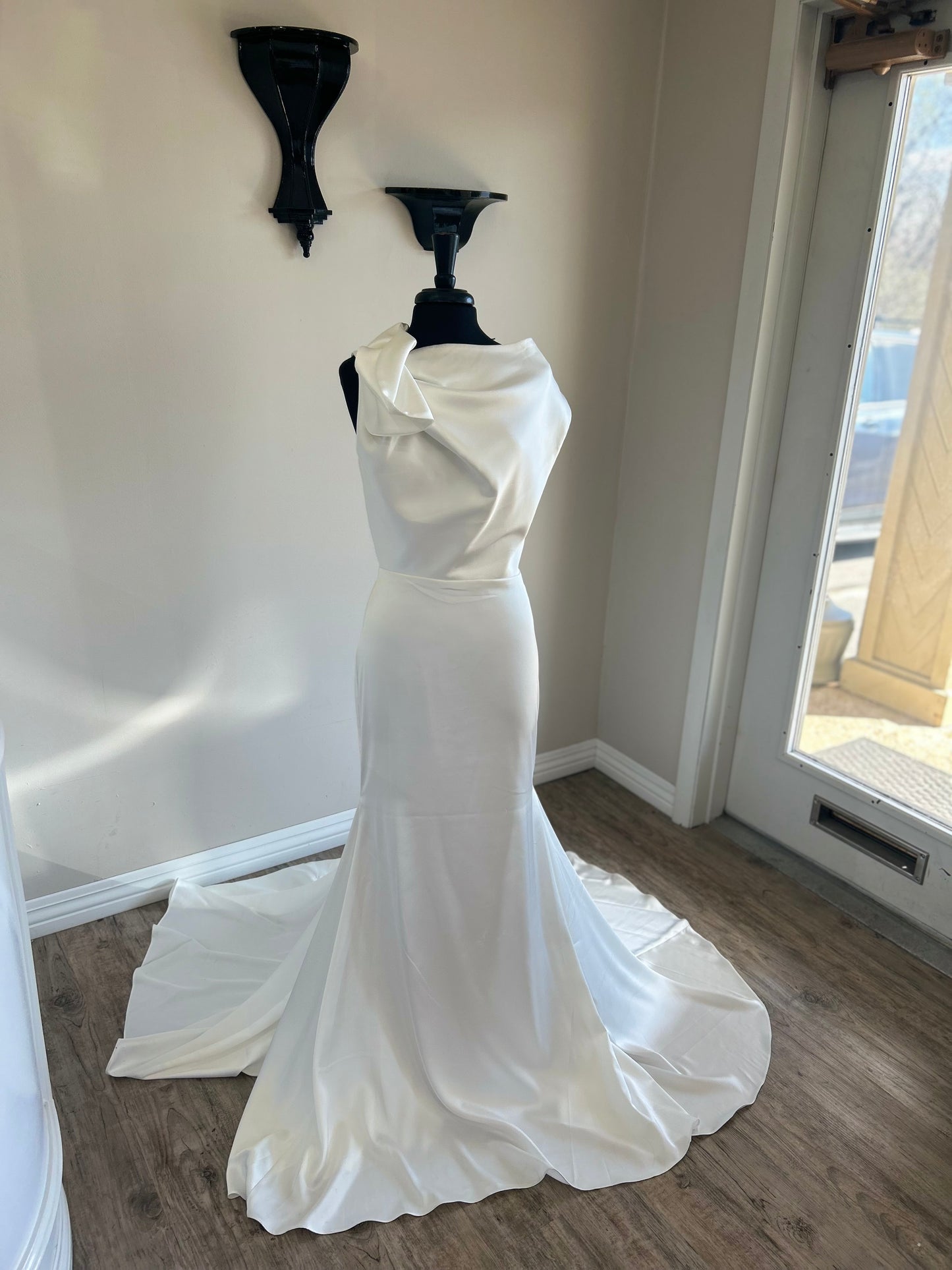 Alyce Paris Wedding Gown 7067
