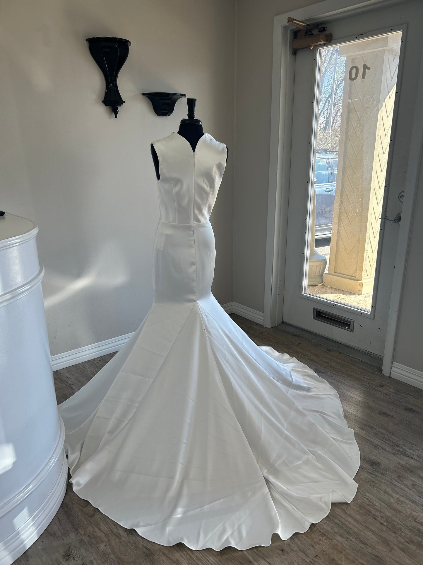 Alyce Paris Wedding Gown 7067