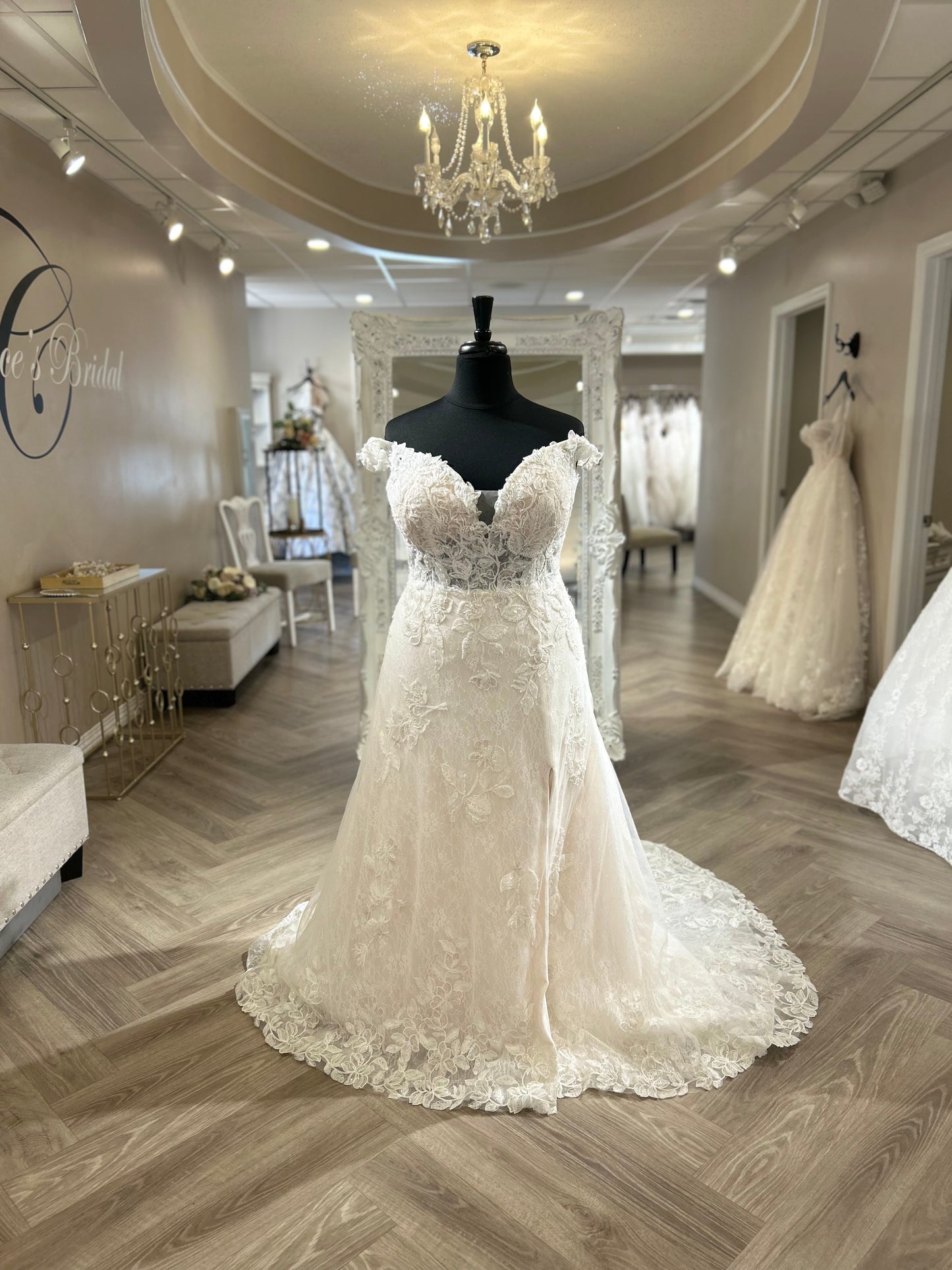 31230 House of Wu Wedding Gown