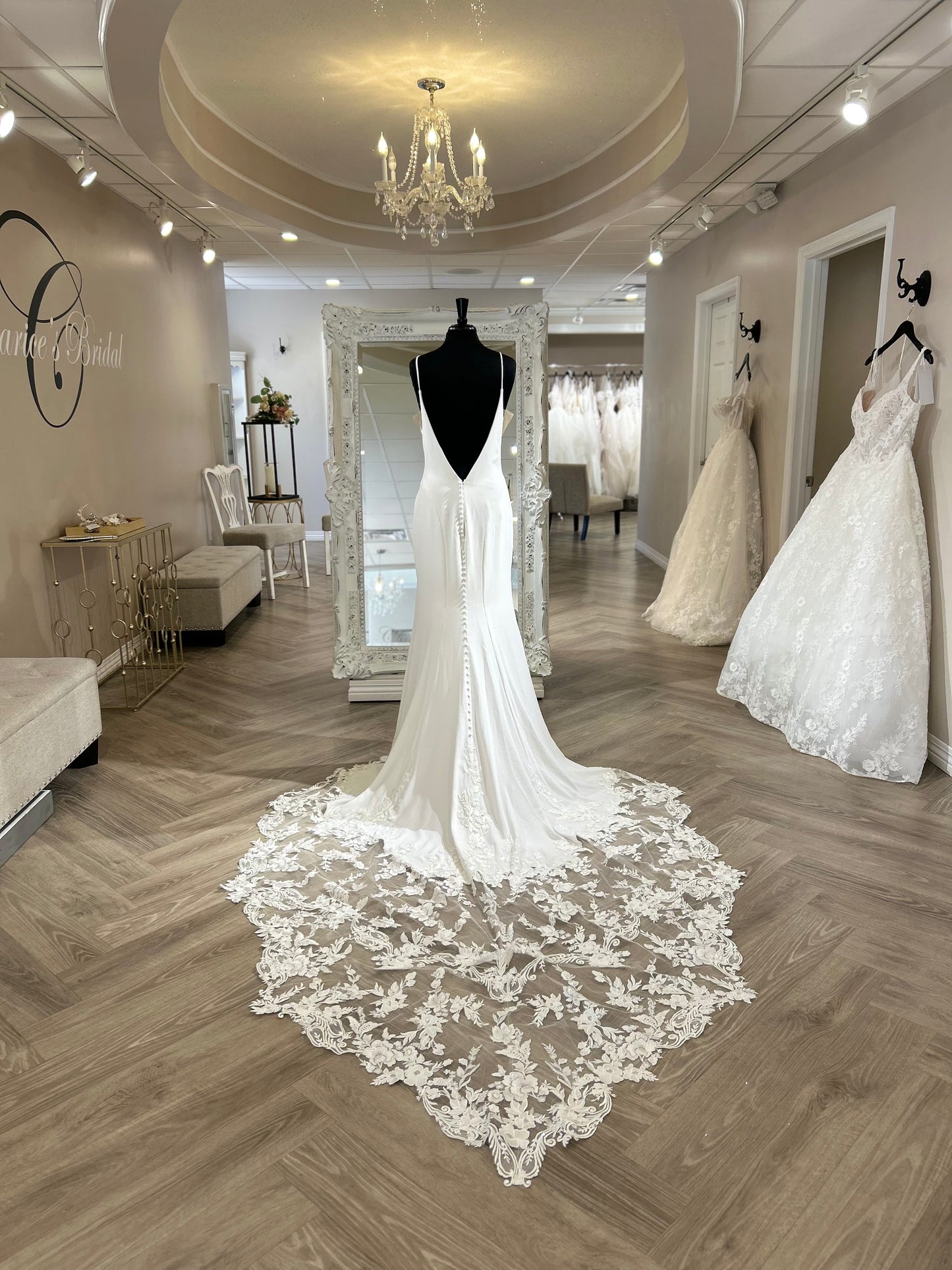 Tanner 22SW993A01 Maggie Sottero Wedding Gown