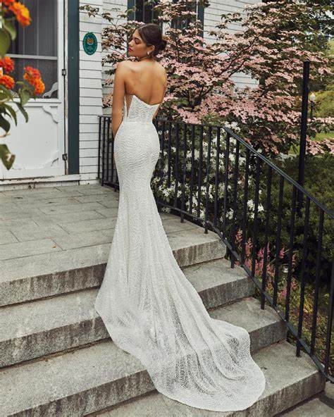 120114 Henrietta Calla Blanche Wedding Gown