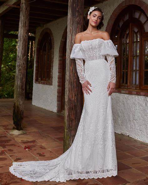 LP2320 Brighton Calla La Perle Wedding Gown