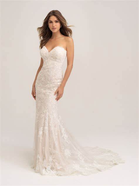 3453 Allure Romance Wedding Gown