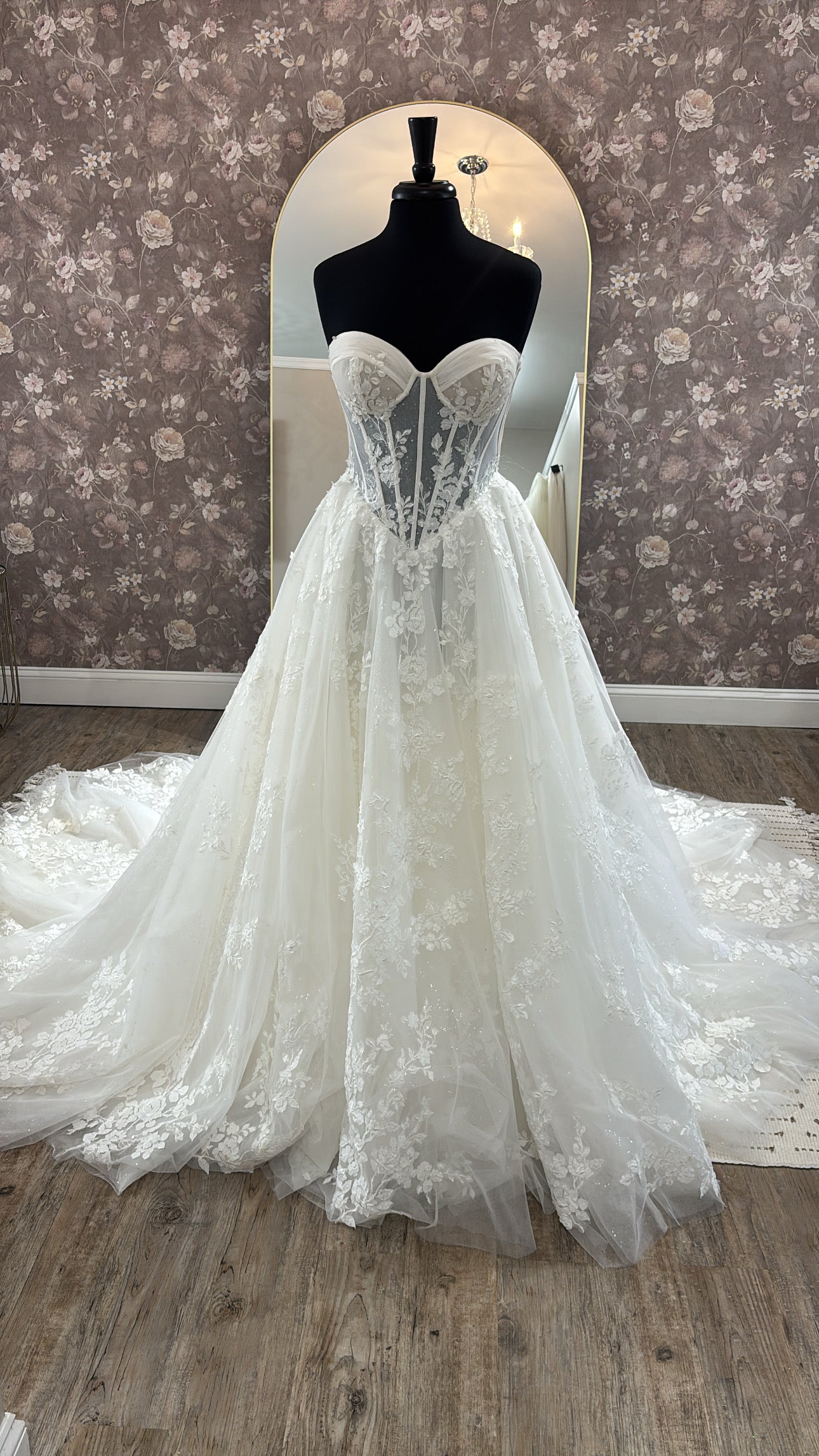 La Premiere Greta LPWTH23178 Wedding Gown