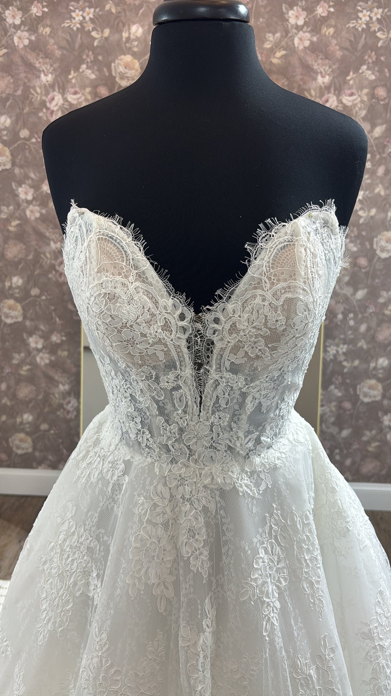 La Premiere Alexandra LPC10003 Wedding Gown