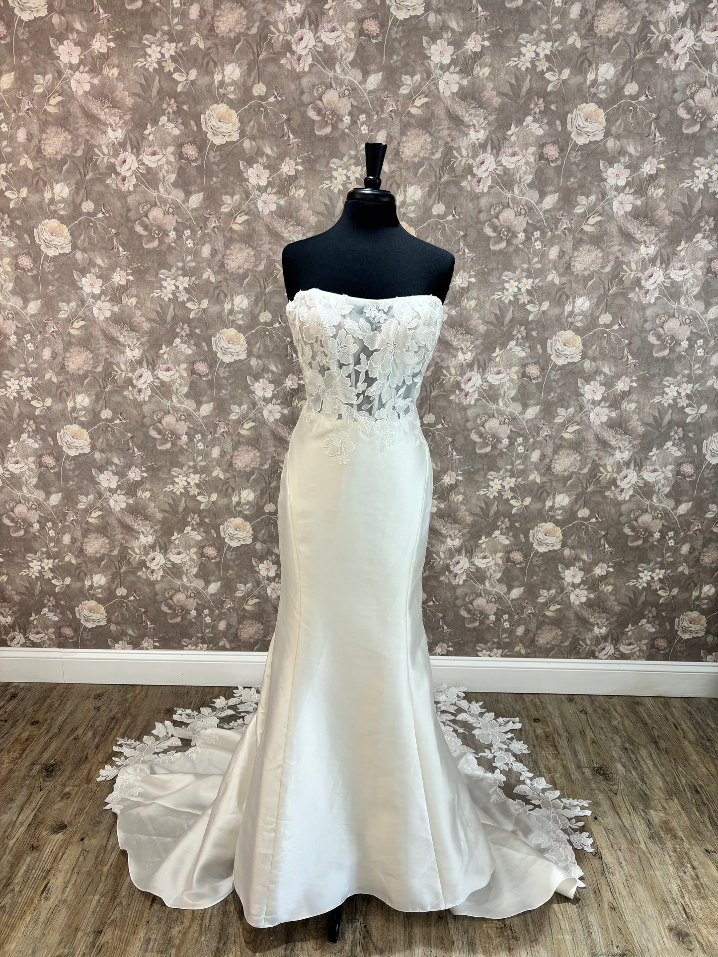 Maggie Sottero Rebecca Ingram Goldie 24RS803A01 Wedding Gown