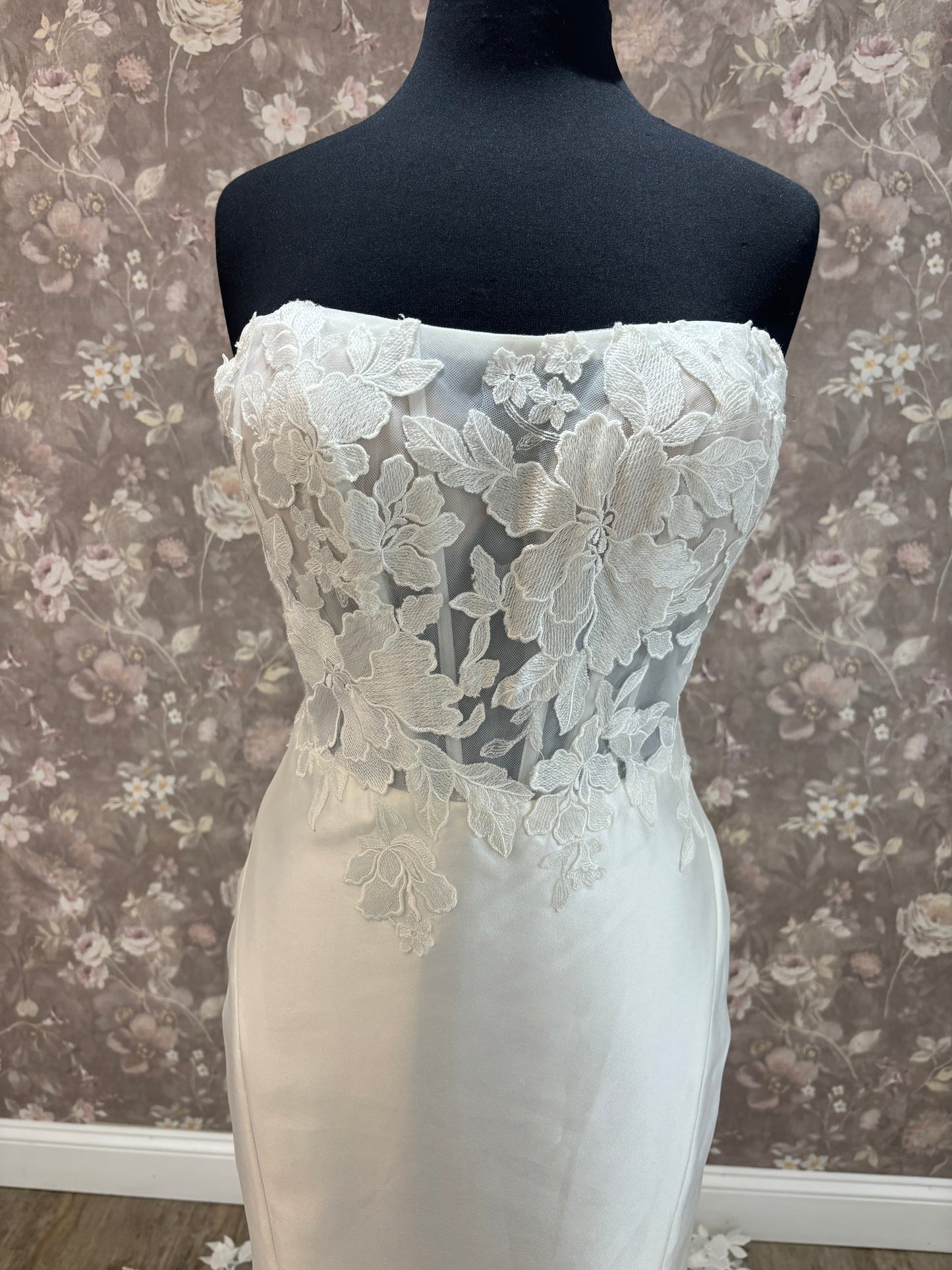 Maggie Sottero Rebecca Ingram Goldie 24RS803A01 Wedding Gown