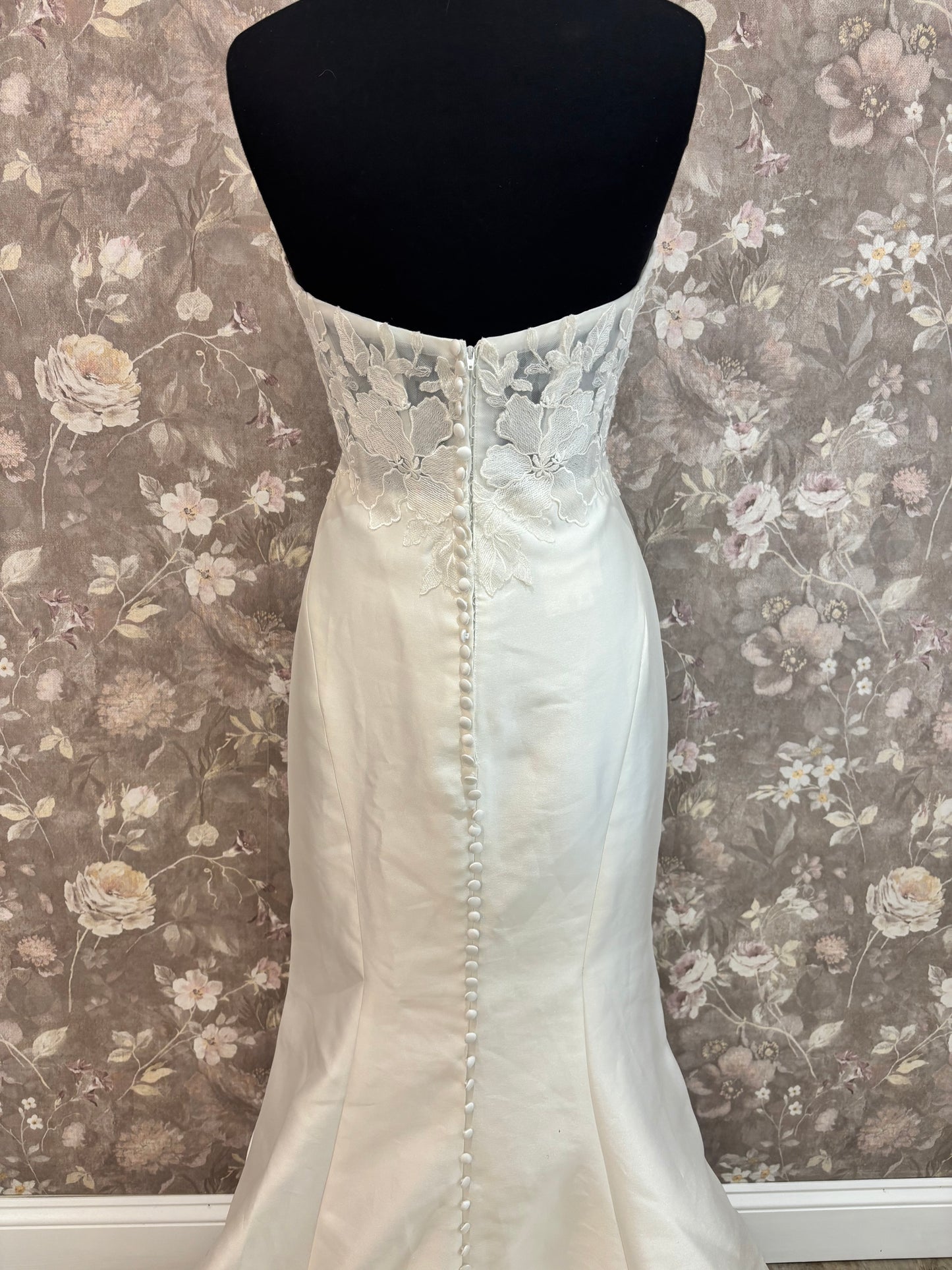 Maggie Sottero Rebecca Ingram Goldie 24RS803A01 Wedding Gown