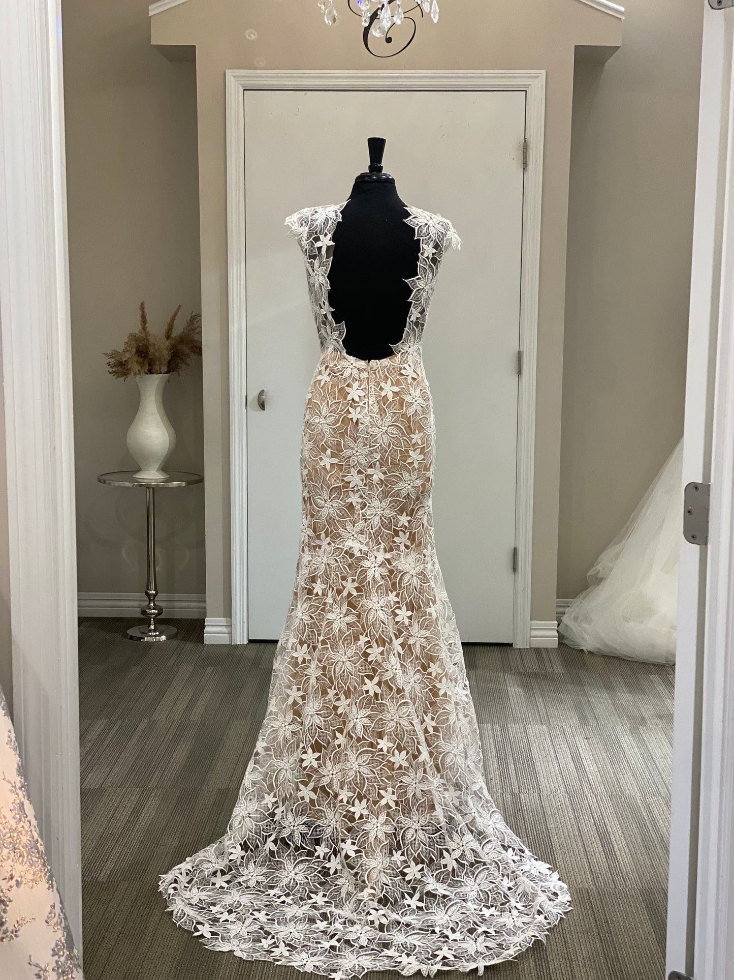 Lily 101500164 Chic Nostalgia Wedding Gown