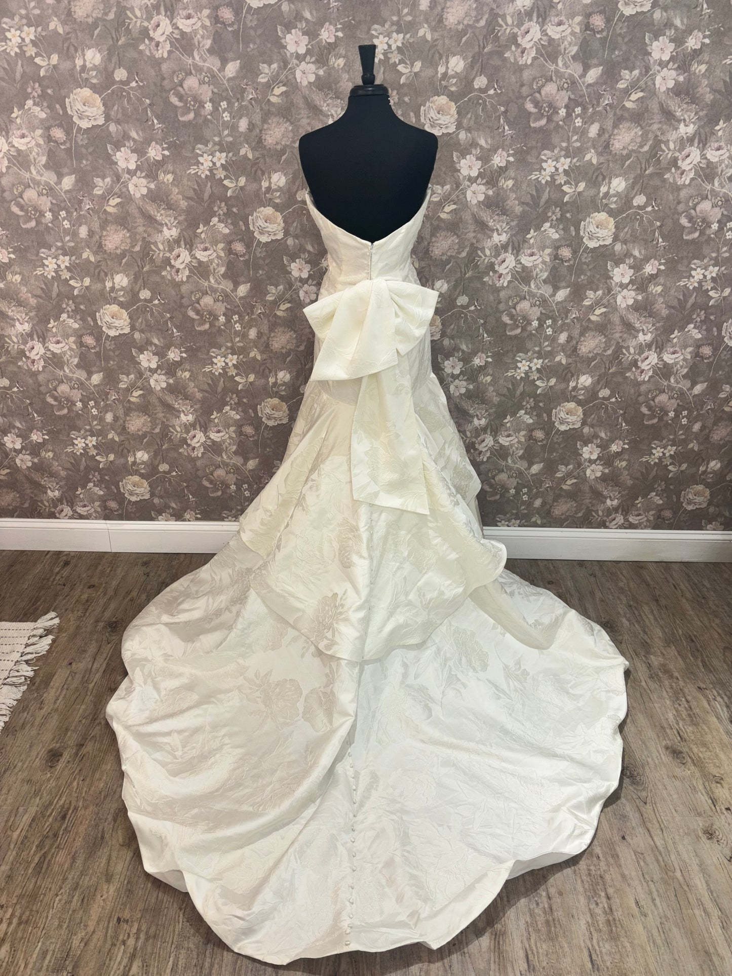 Allure Madison James MJ960 Ivy Wedding Gown