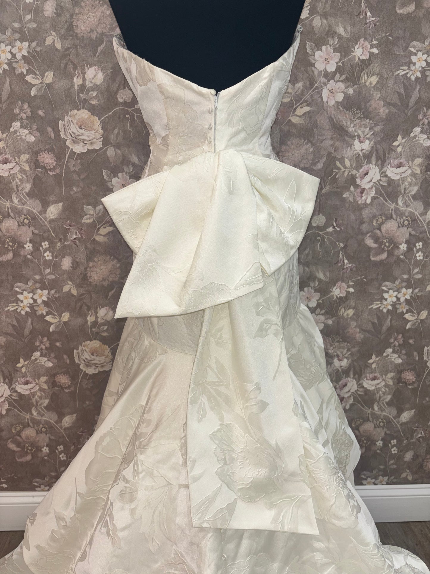 Allure Madison James MJ960 Ivy Wedding Gown