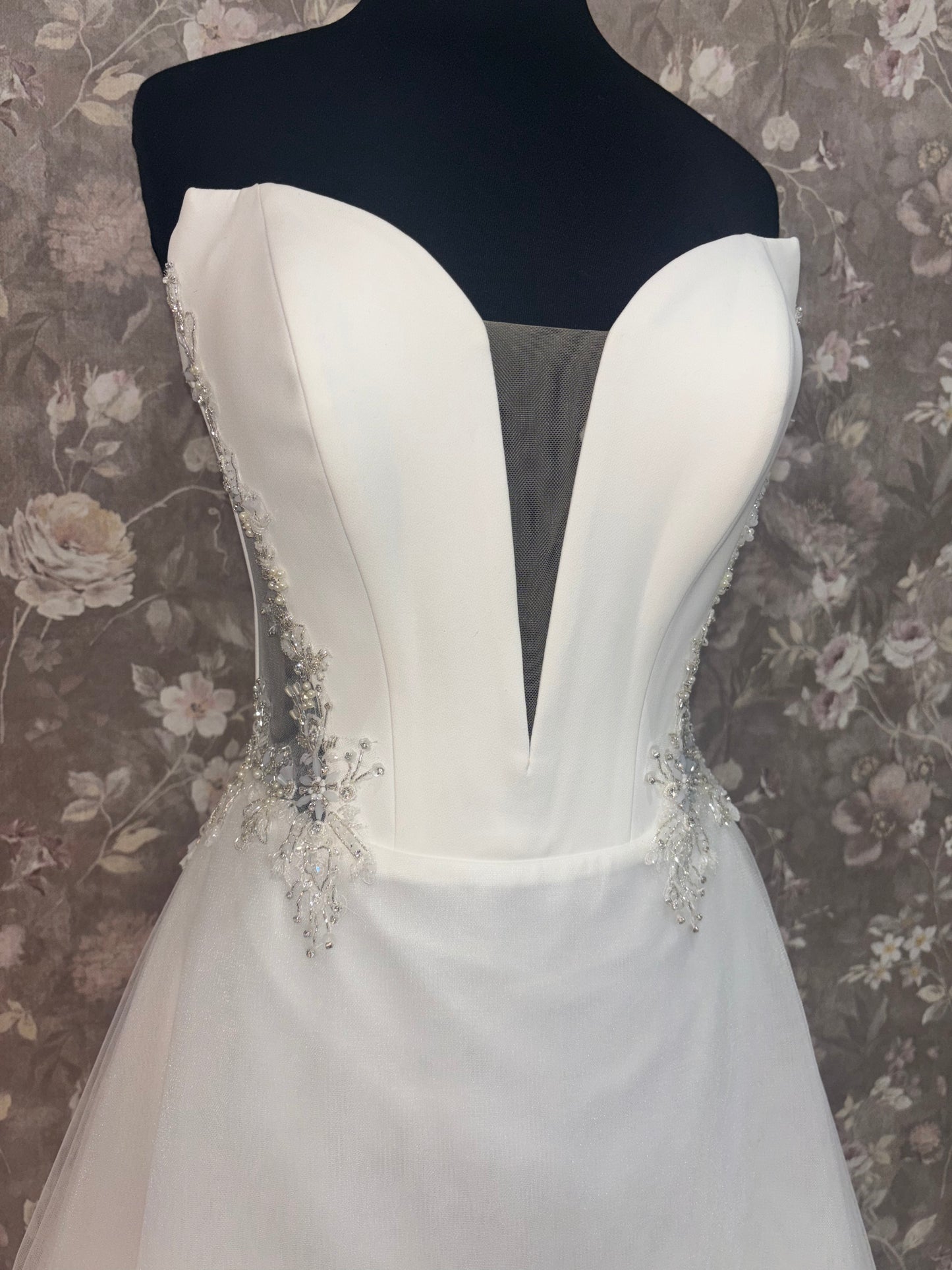 Casablanca 2562 Melrose Bridal Gown