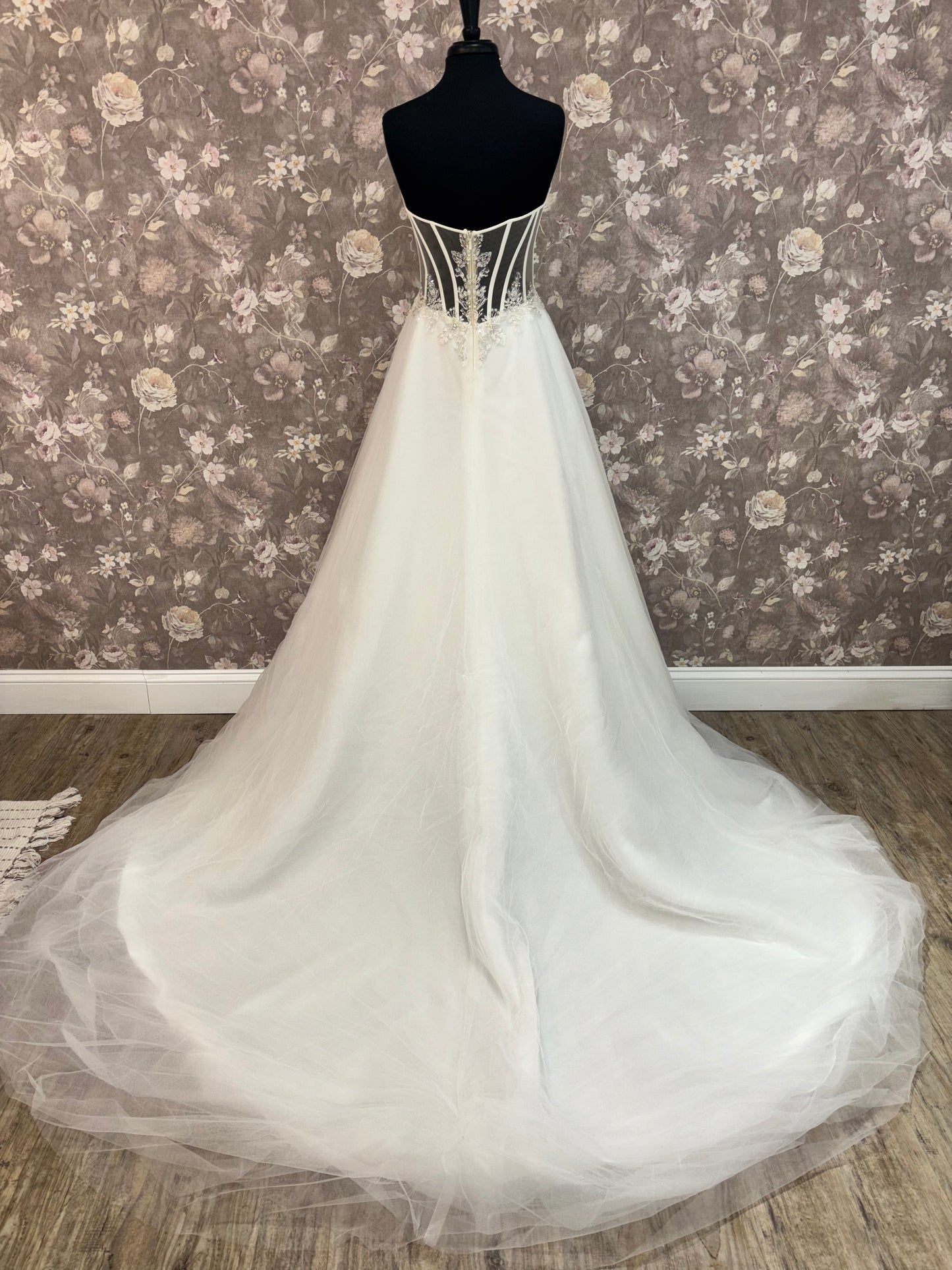 Casablanca 2562 Melrose Bridal Gown