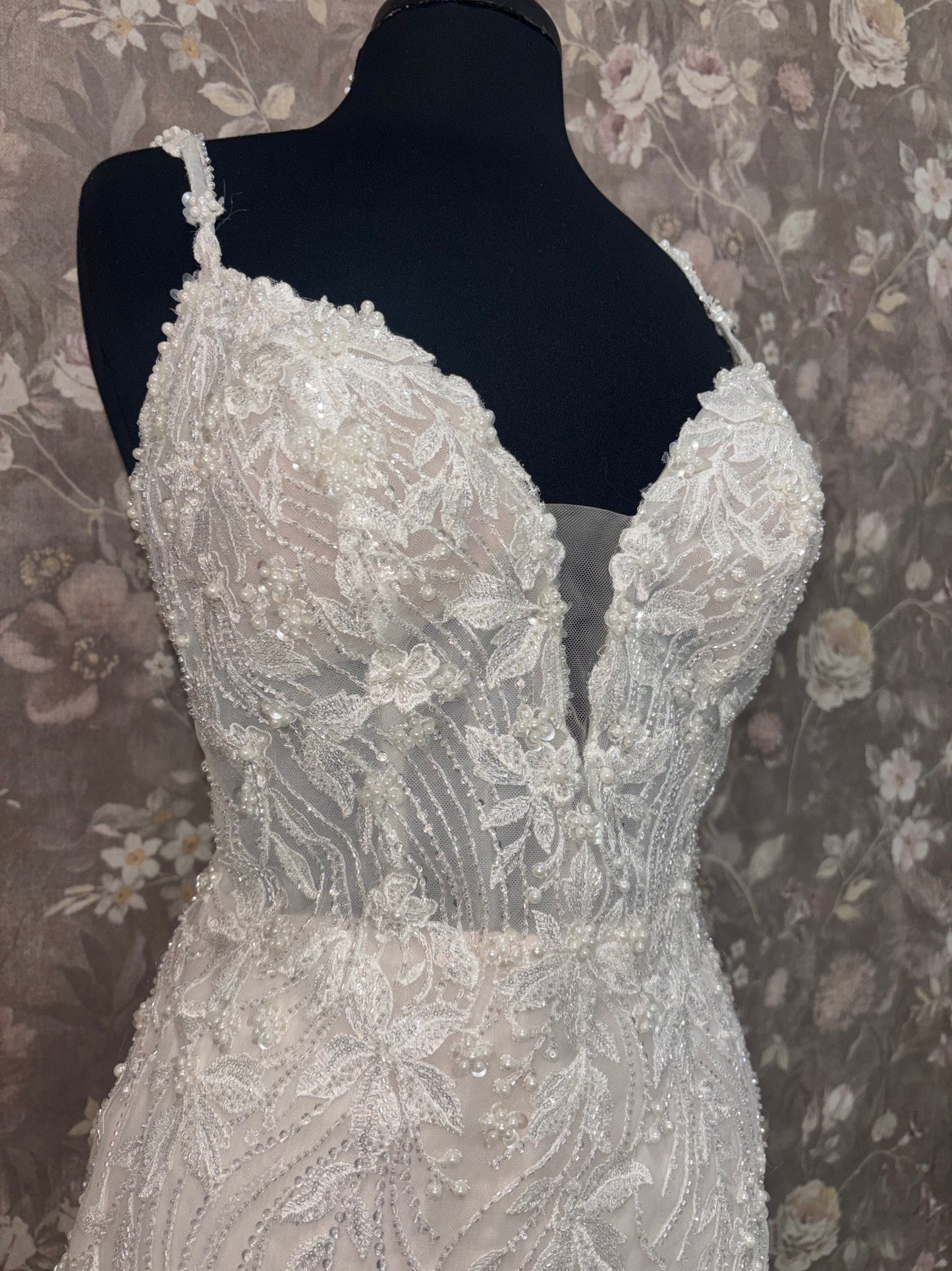 Maggie Sottero Jonah Lane 23SS635B01 Wedding Gown