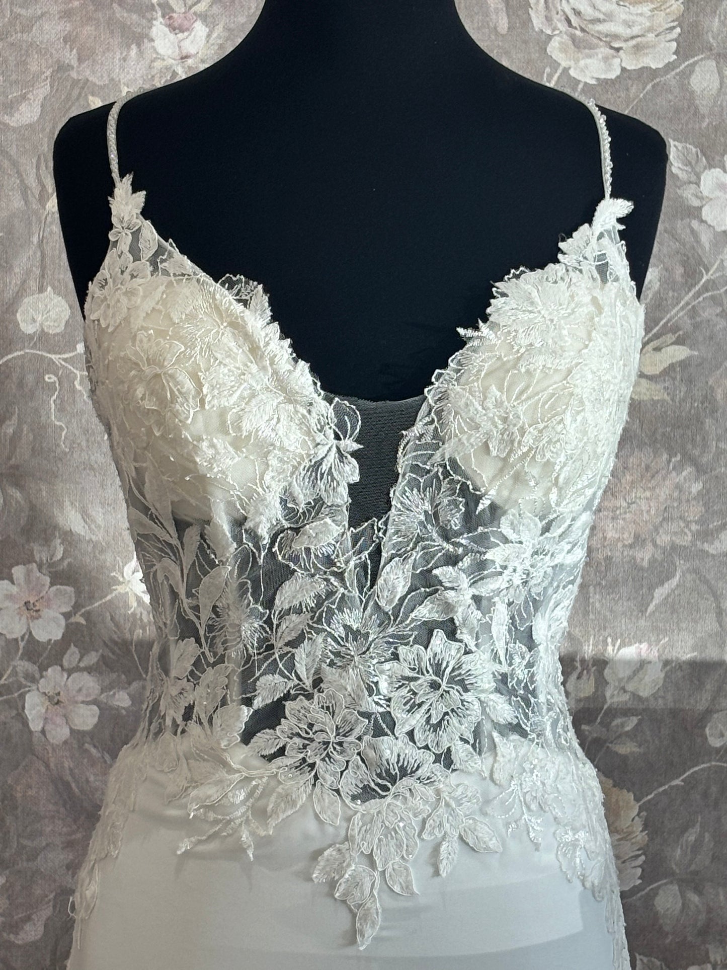 Casablanca 2460 Skylar Wedding Gown