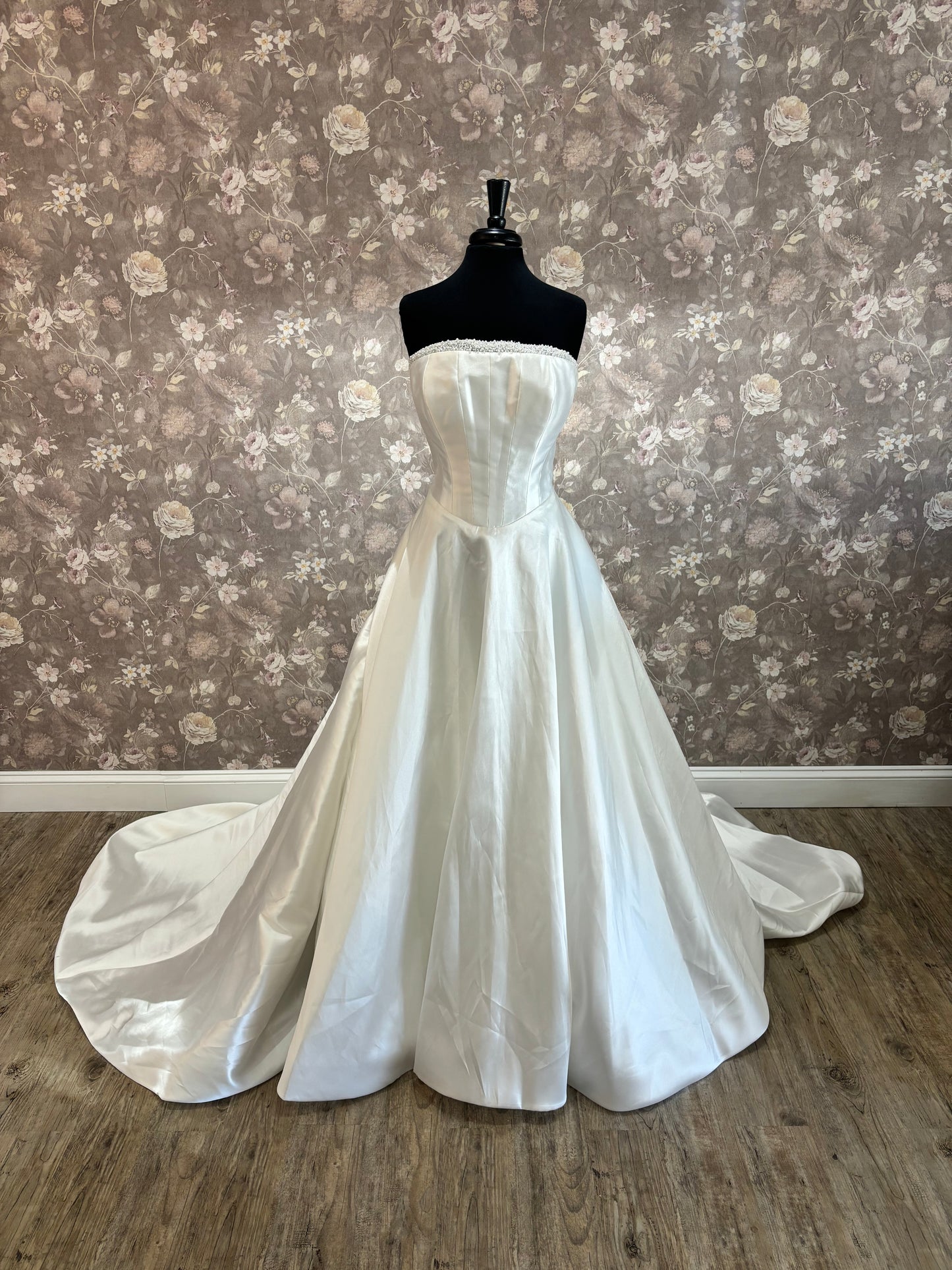 Olivia Clarice's Bridal Wedding Gown