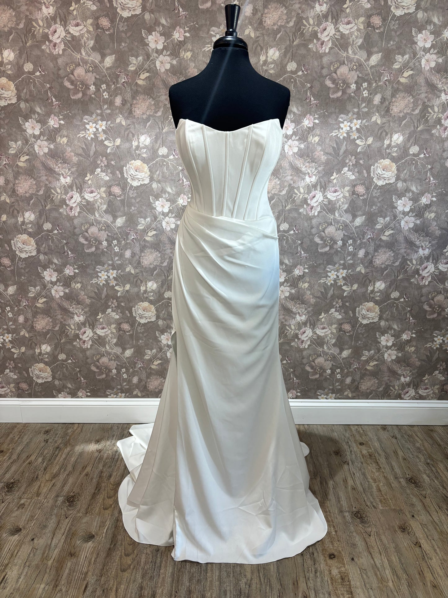 Brooke Clarice's Bridal Wedding Gown