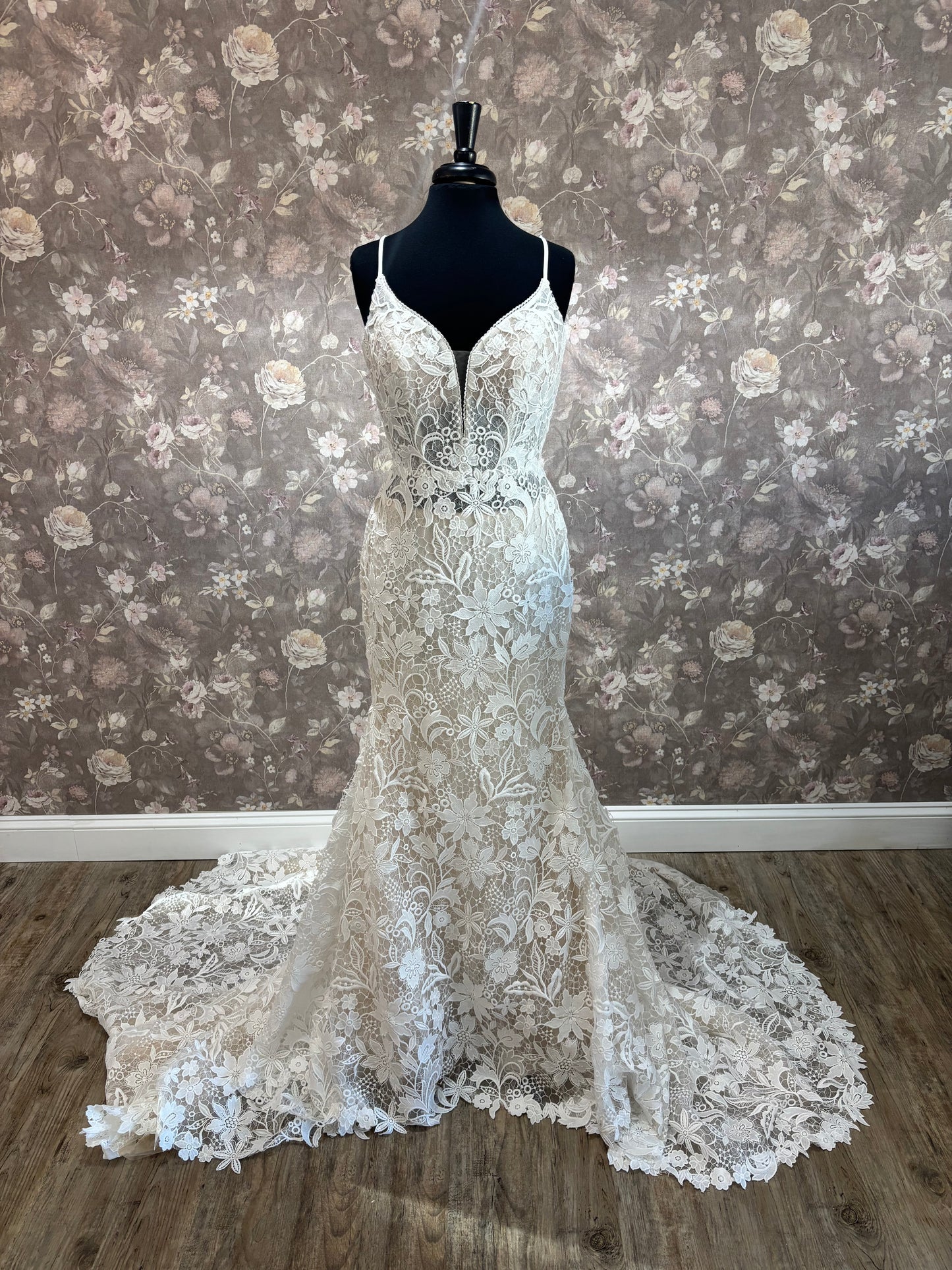 Rayne Clarice's Bridal Wedding Gown