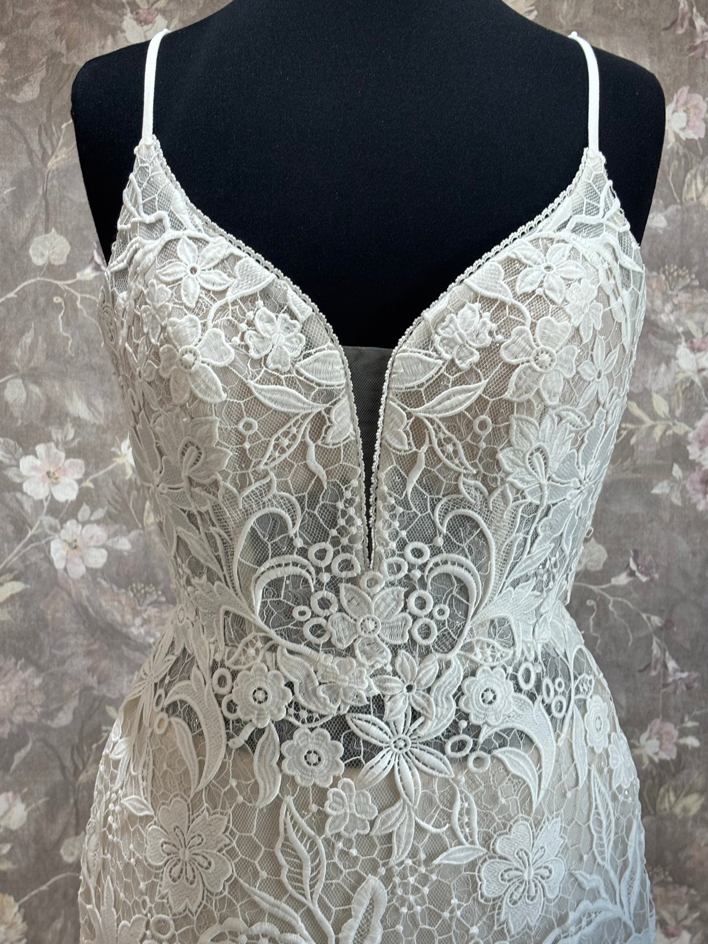 Rayne Clarice's Bridal Wedding Gown