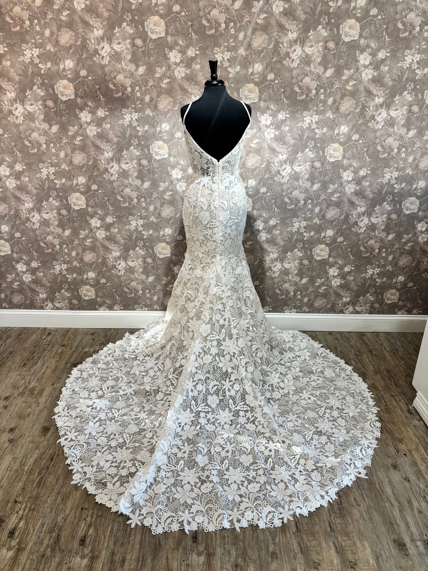 Rayne Clarice's Bridal Wedding Gown