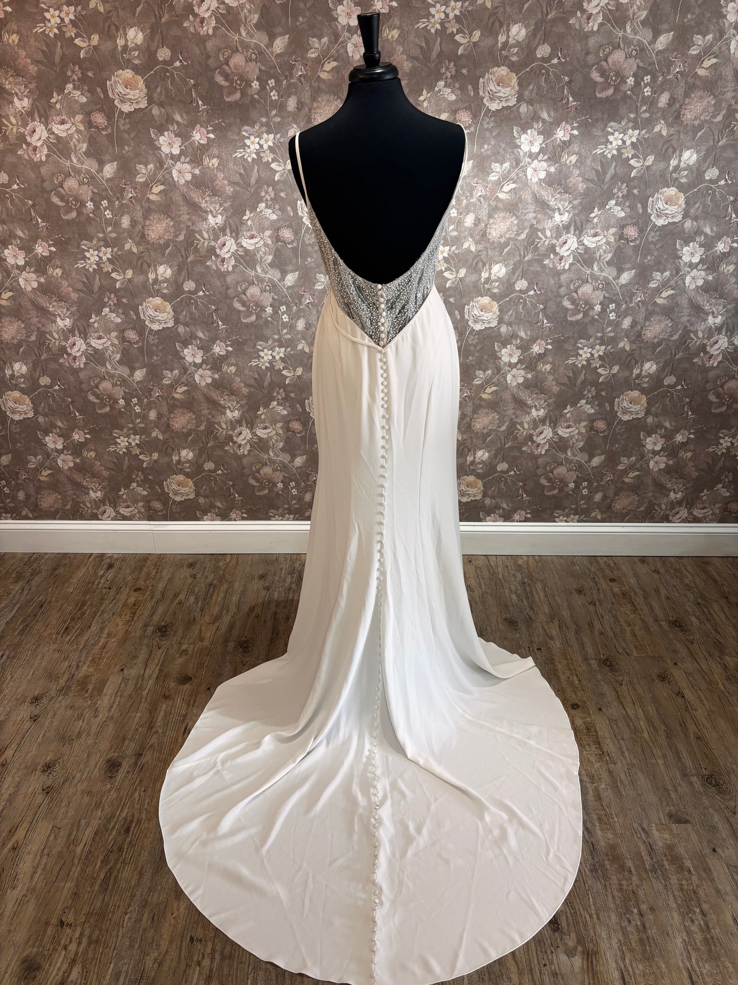 Enzoani Casey 22509 Wedding Gown