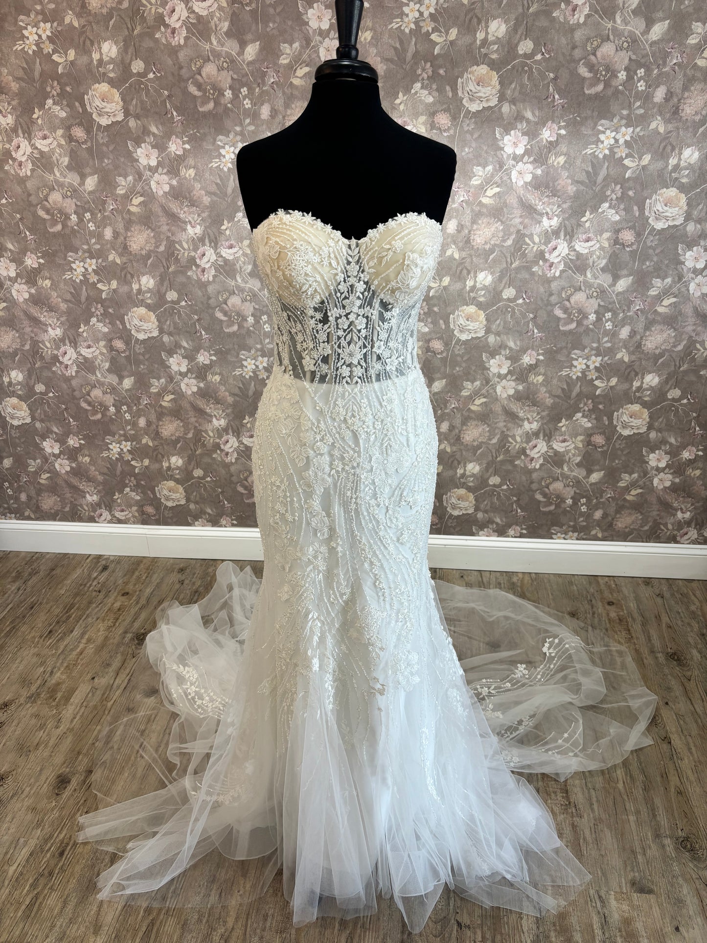 Casablanca 2532 Everest Wedding Gown