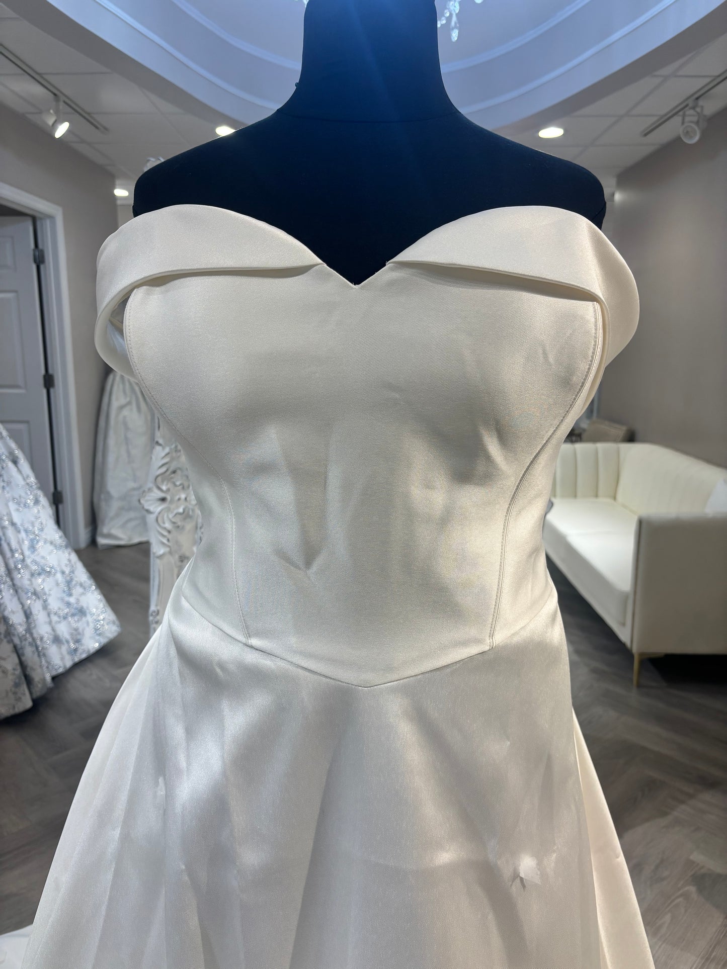 Martin Thornburg MT5116 Lysa Wedding Gown