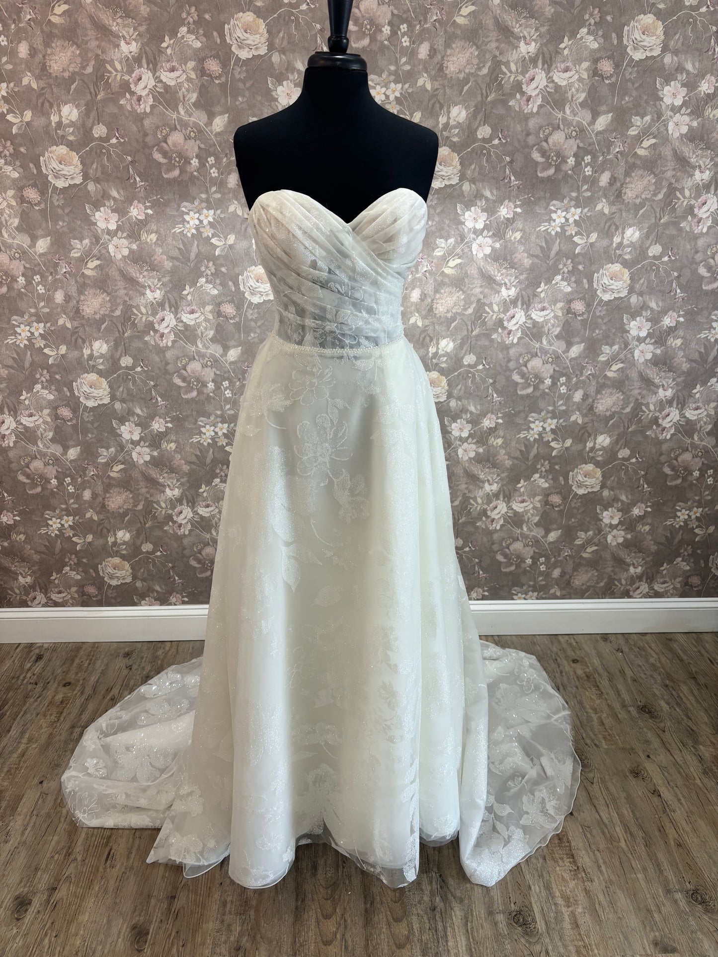 Adrianna Clarice's Bridal Wedding Gown