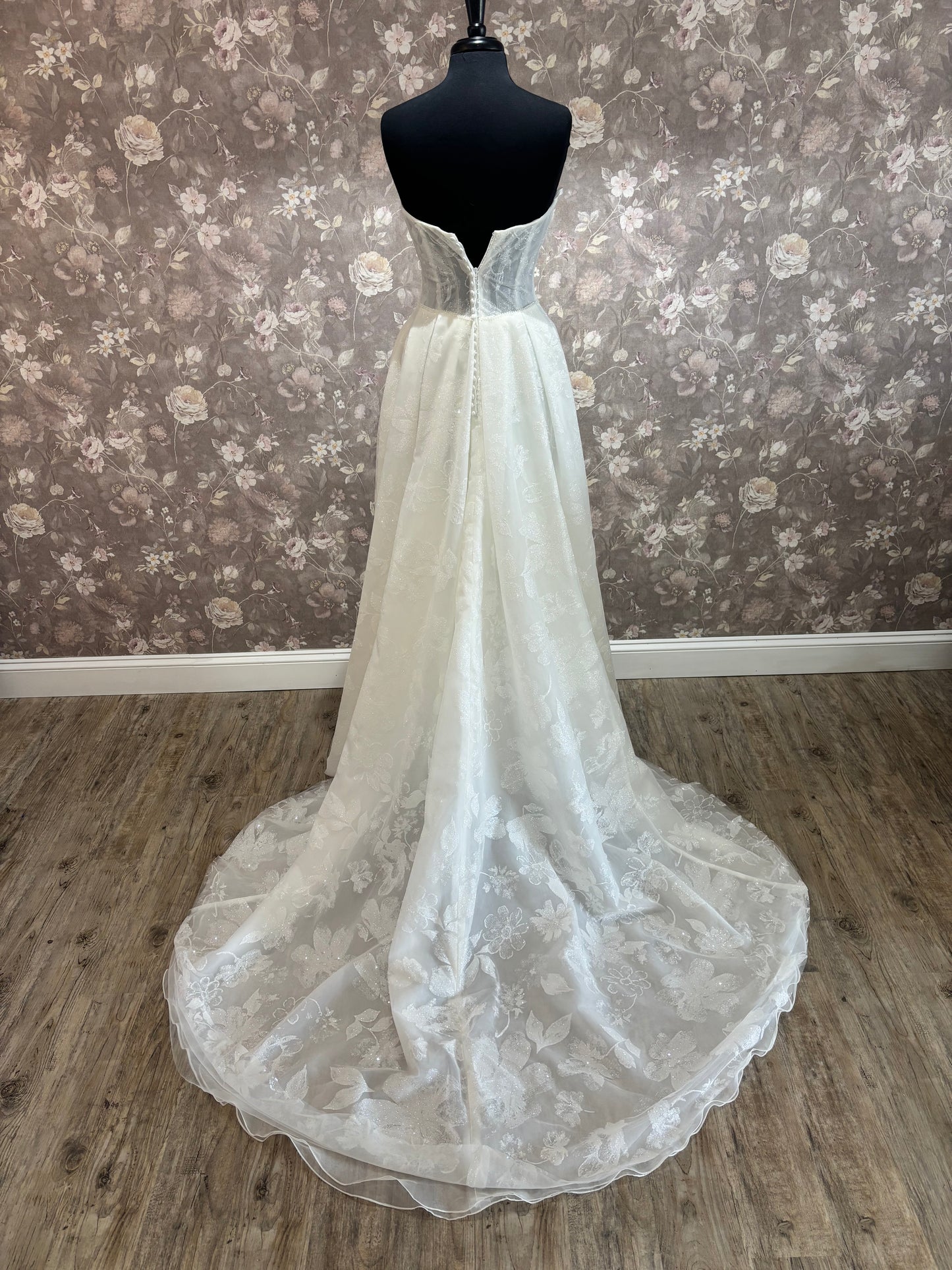 Adrianna Clarice's Bridal Wedding Gown