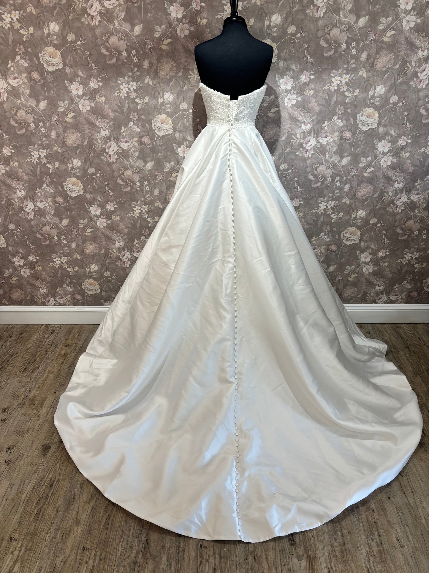 Allure Bridals A1307 Wedding Gown