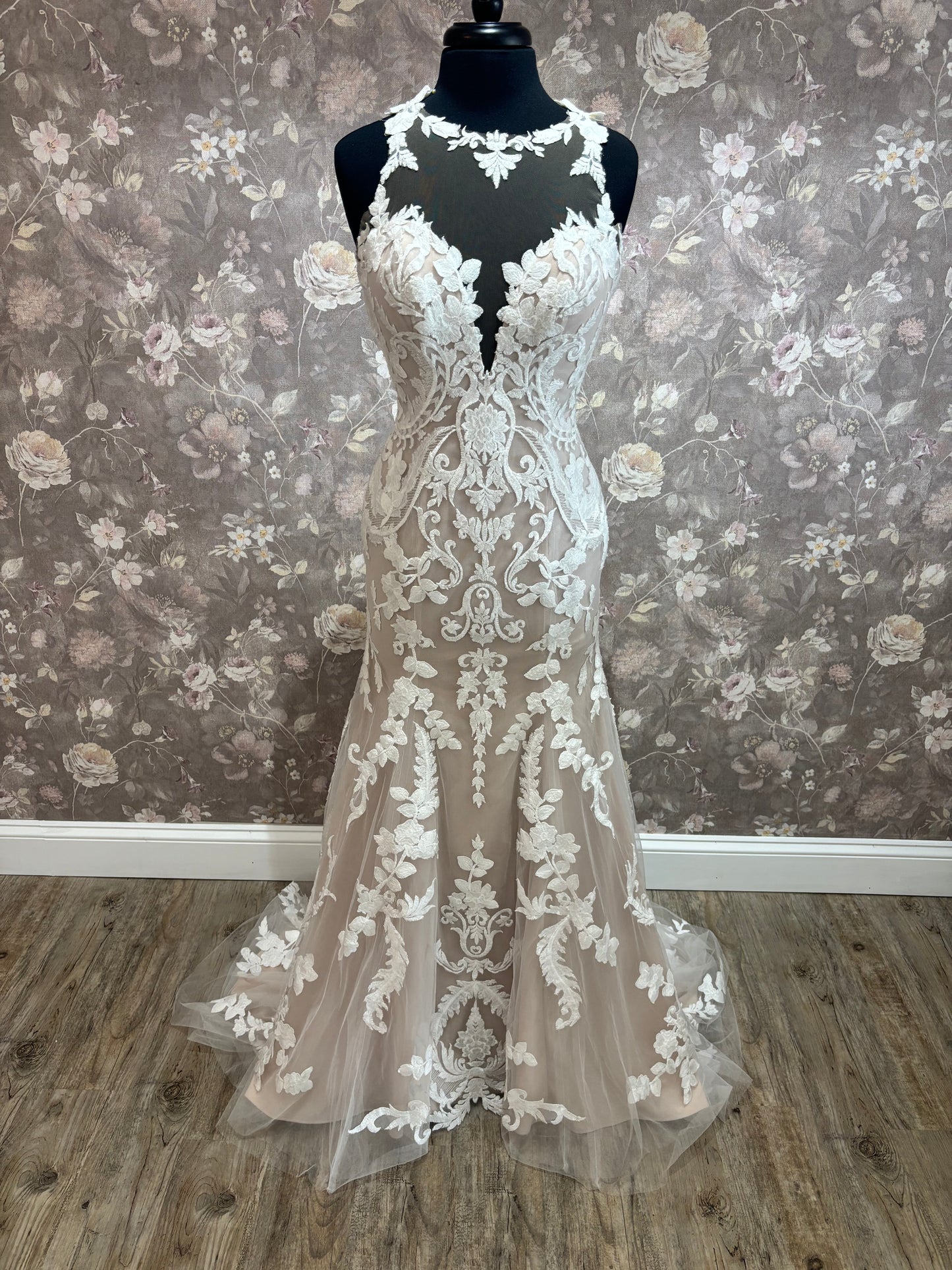 Casablanca BL448 Lyra Wedding Gown