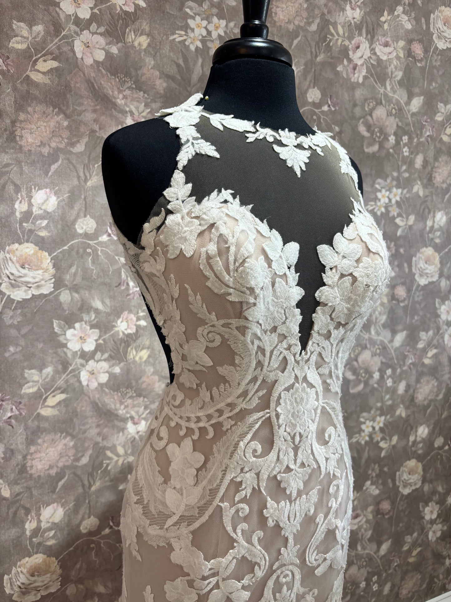 Casablanca BL448 Lyra Wedding Gown