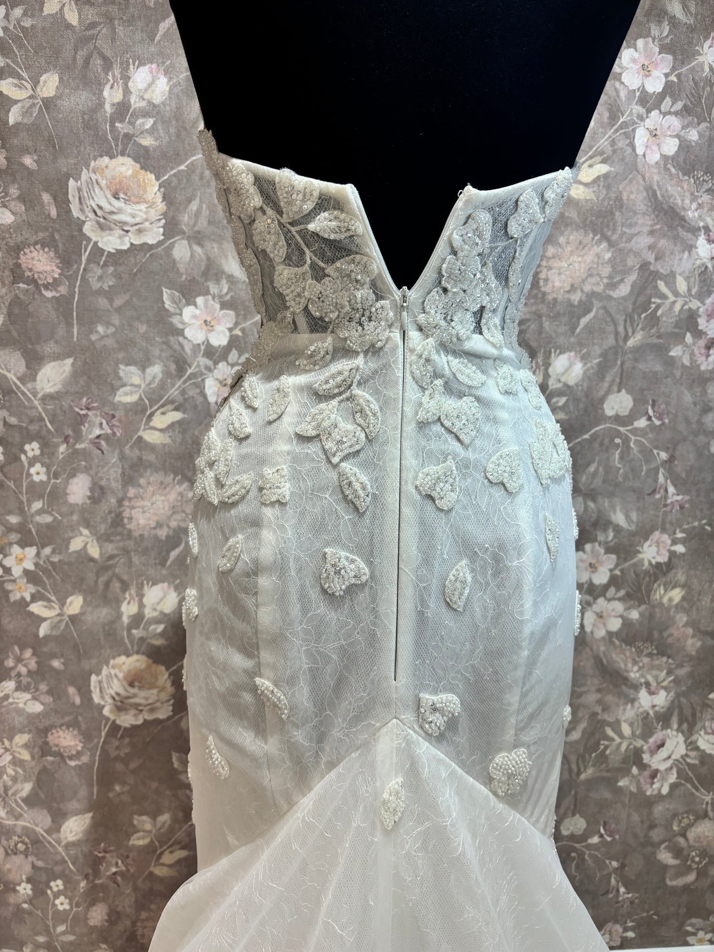 La Premiere Alaya LPC10016 Wedding Gown