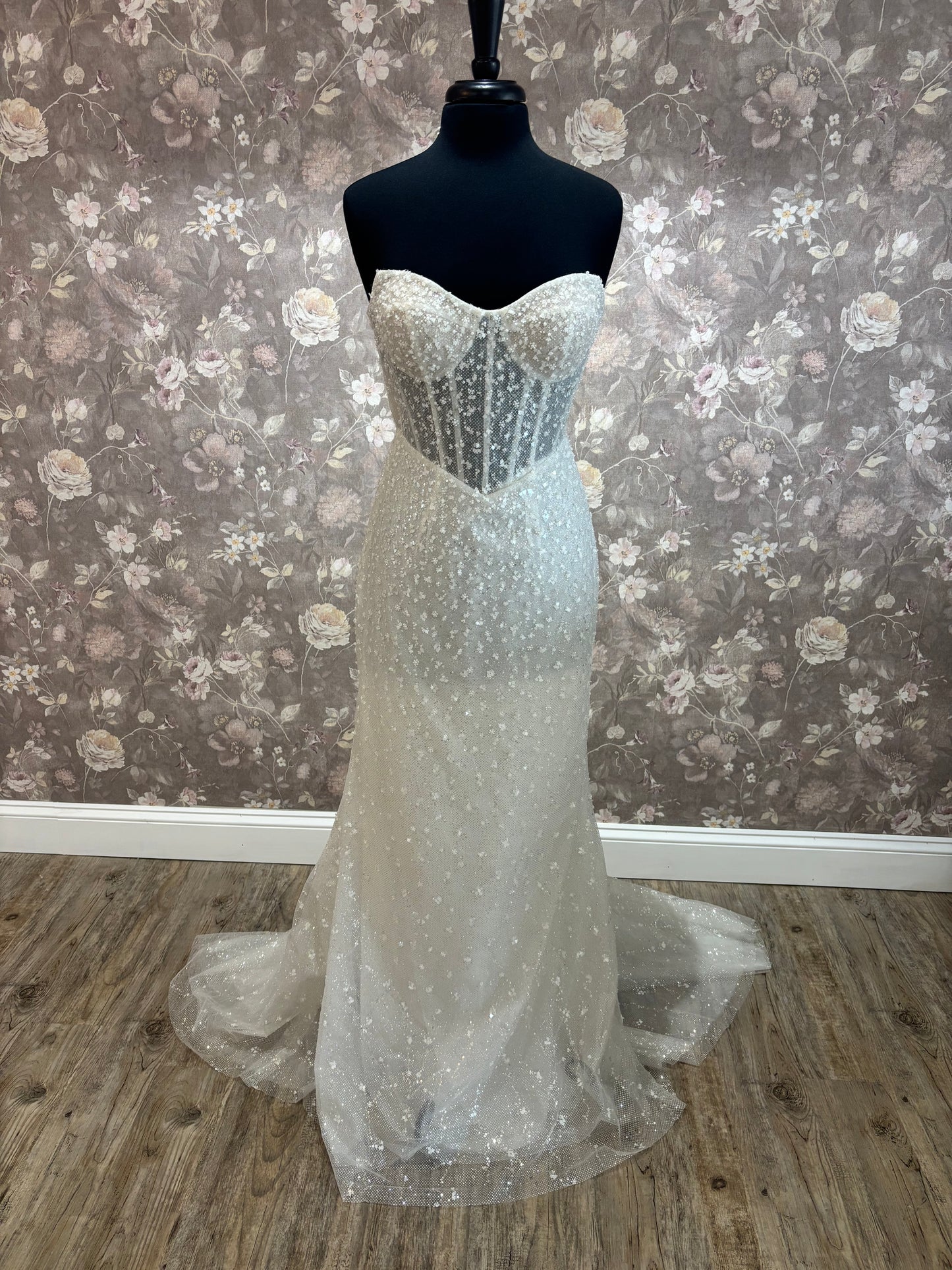 La Premiere Andrea LPWTH23186 Wedding Gown